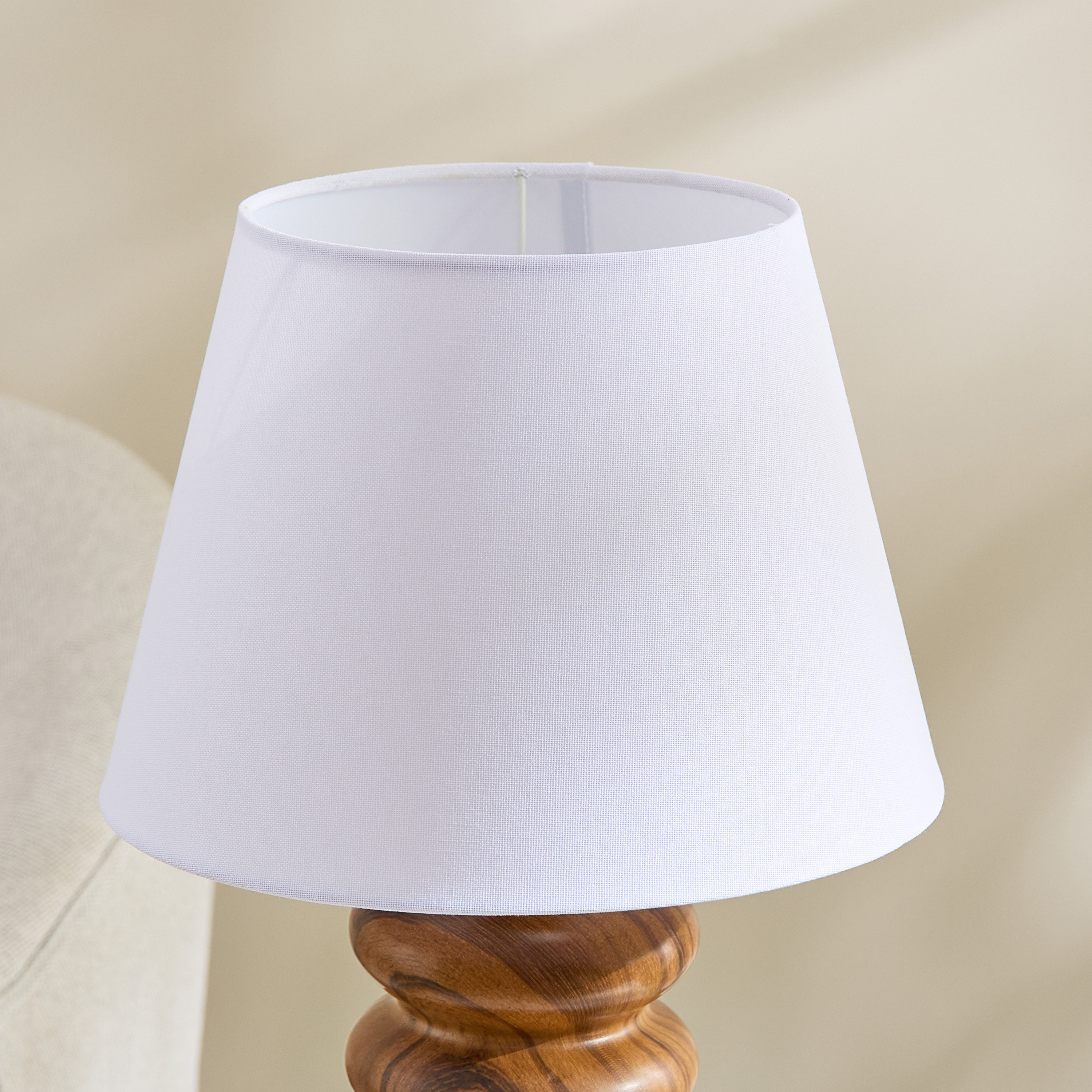 مصباح طاولة سيراميك مع غطاء قماش من ماربيلا - 56.5 سم-hbxbedroom-lighting-tablelamps-image-3