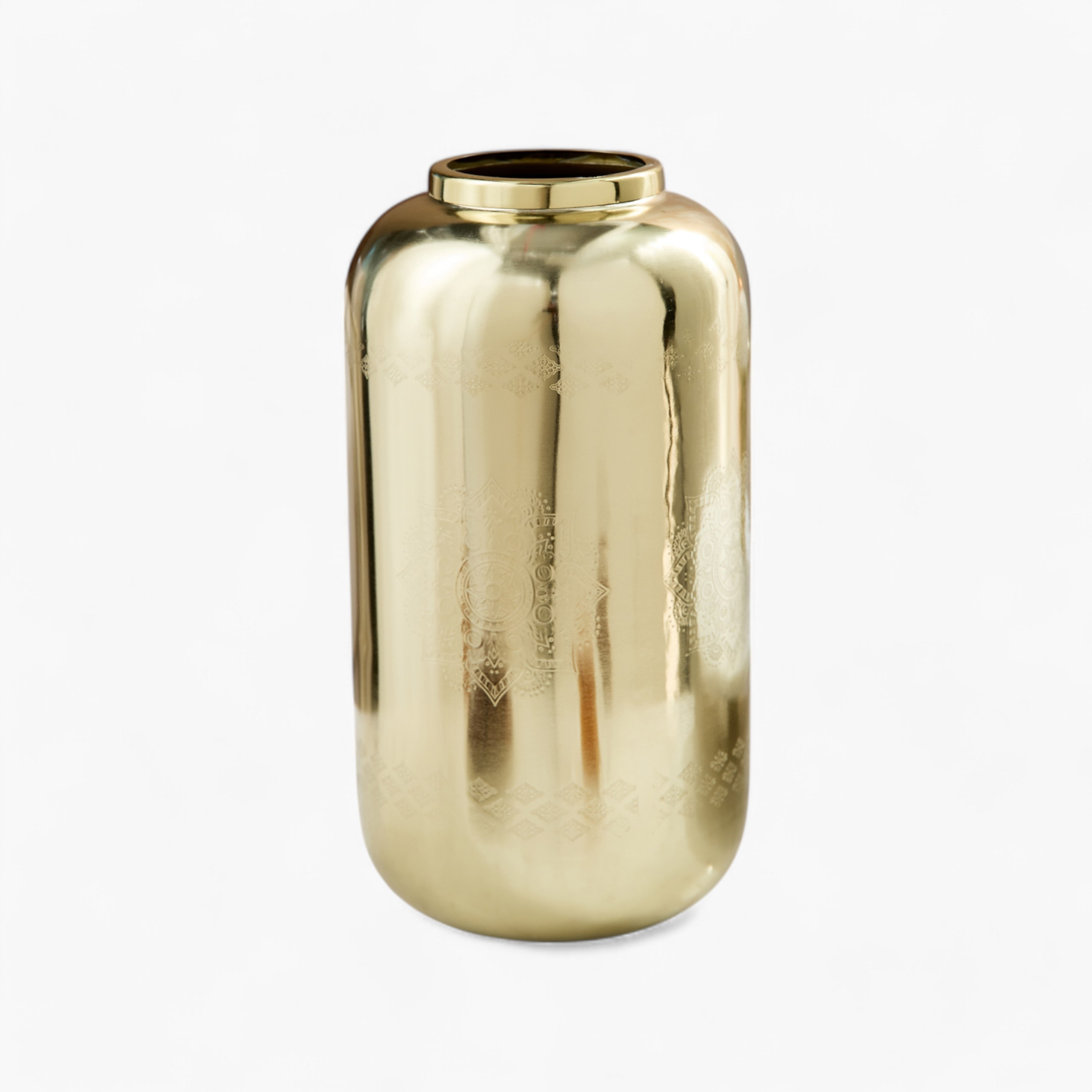مزهرية معدنية محفورة من إيساك - 16.5x16.5x31 سم-hbxbedroom-decorandaccessories-vases-image-6