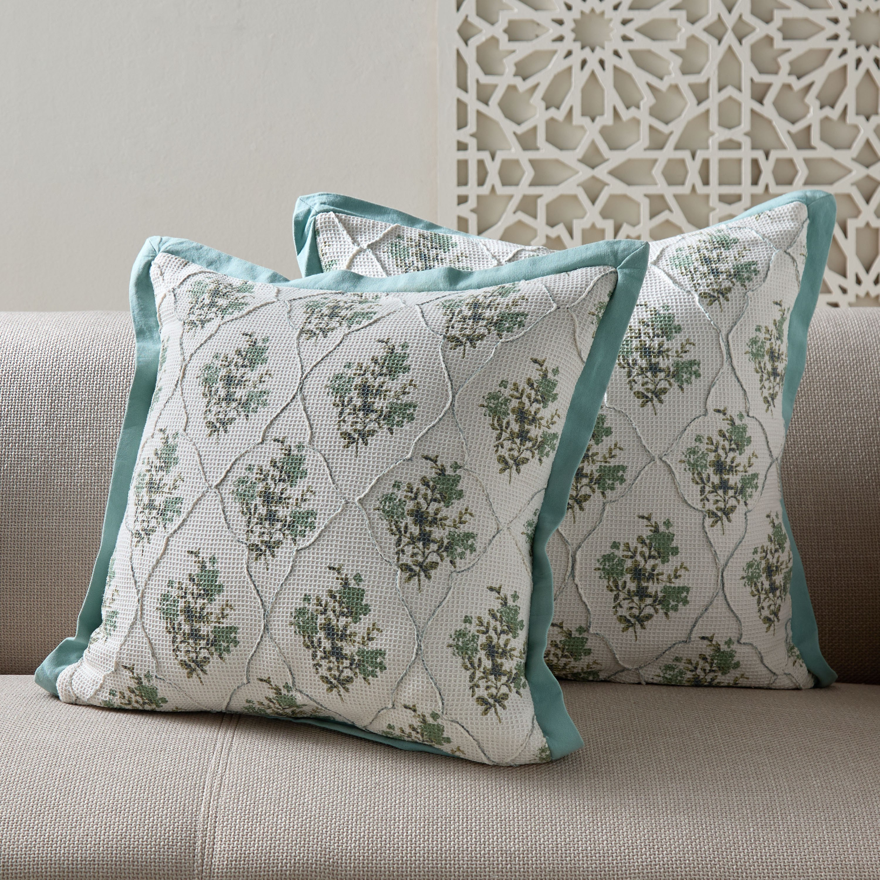 طقم وسائد محشوة من قطعتين أوجي من كوزي ديو - 50x50 سم-hbxhomeware-hbxbedroom-image-1