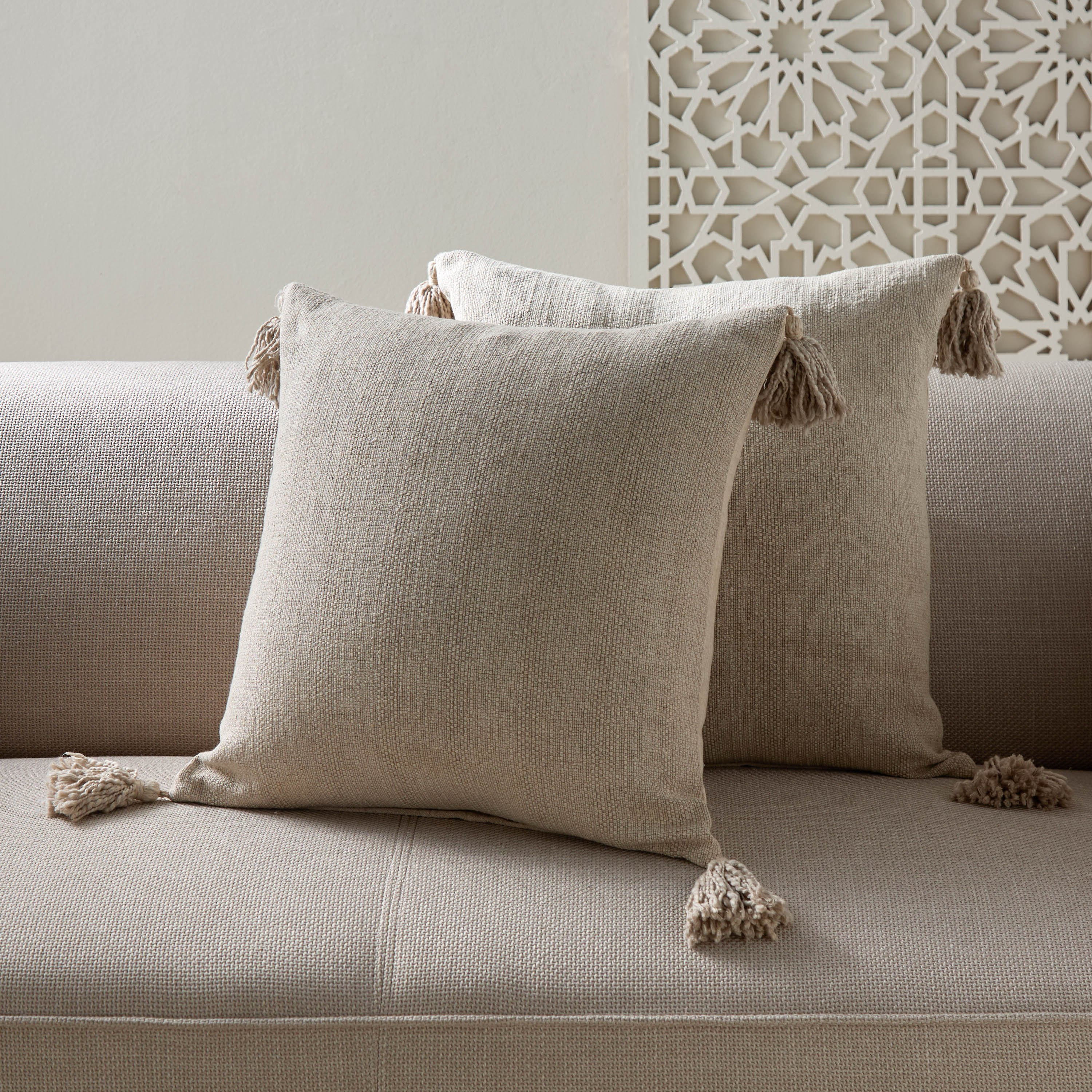 طقم وسائد محشوة بارزة الملمس قطعتين من كوزي ديو - 50x50 سم-hbxhomeware-hbxbedroom-image-1
