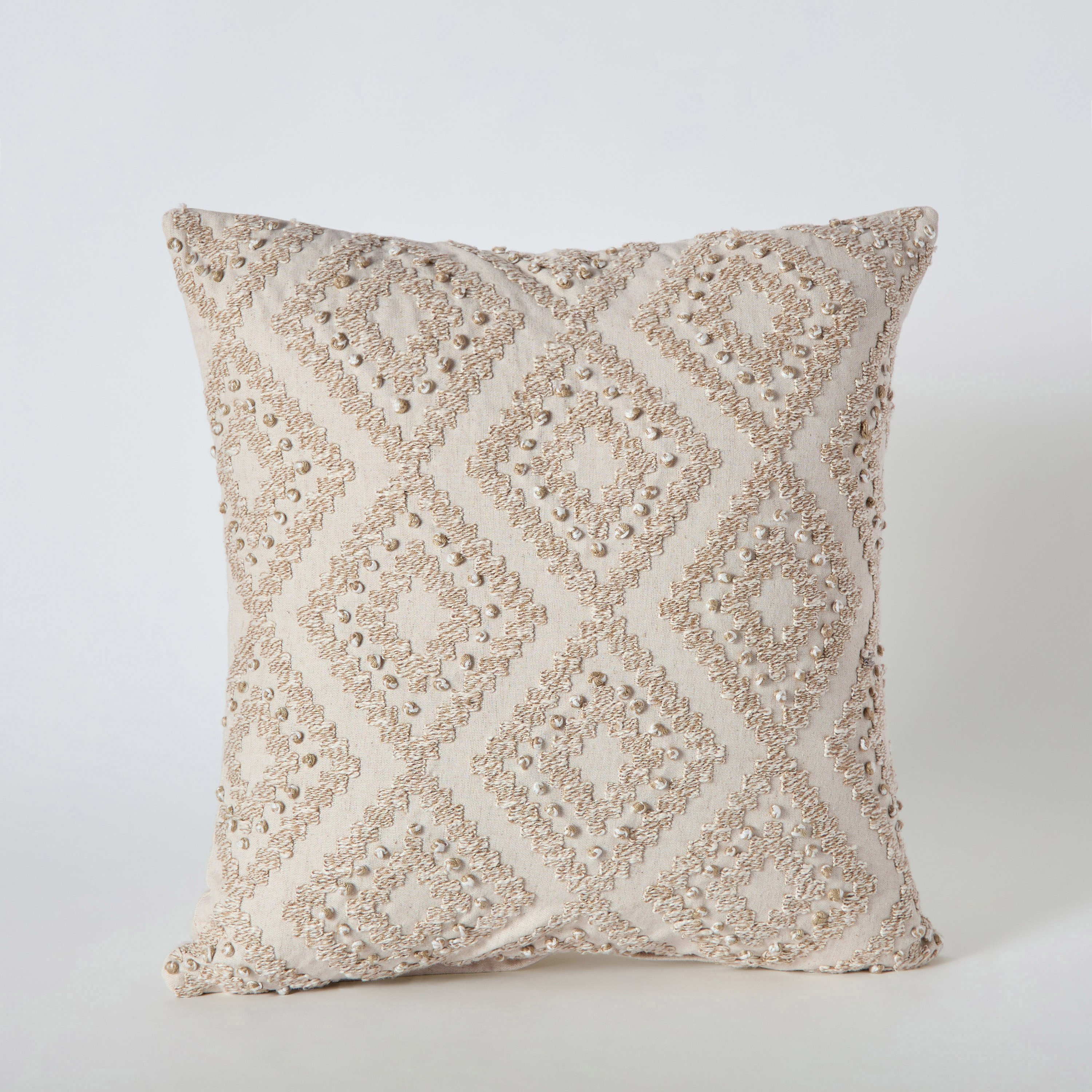 وسادة محشوة مطرزة من جرين أرتست - 45×45 سم-hbxhomeware-hbxbedroom-image-5