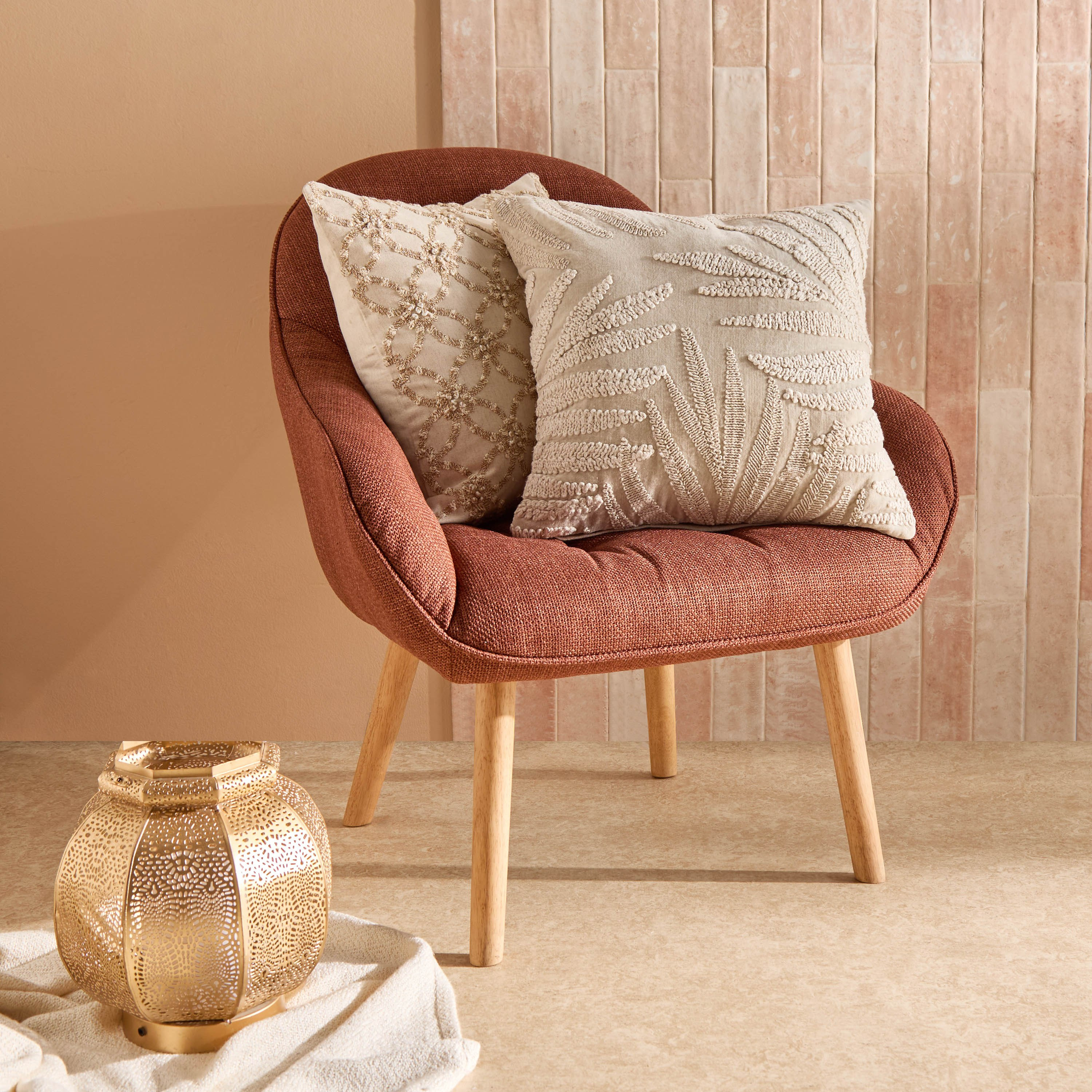 وسادة محشوة مطرزة ستونش من تيست أوف جريس - 45x45 سم-hbxhomeware-hbxbedroom-image-4