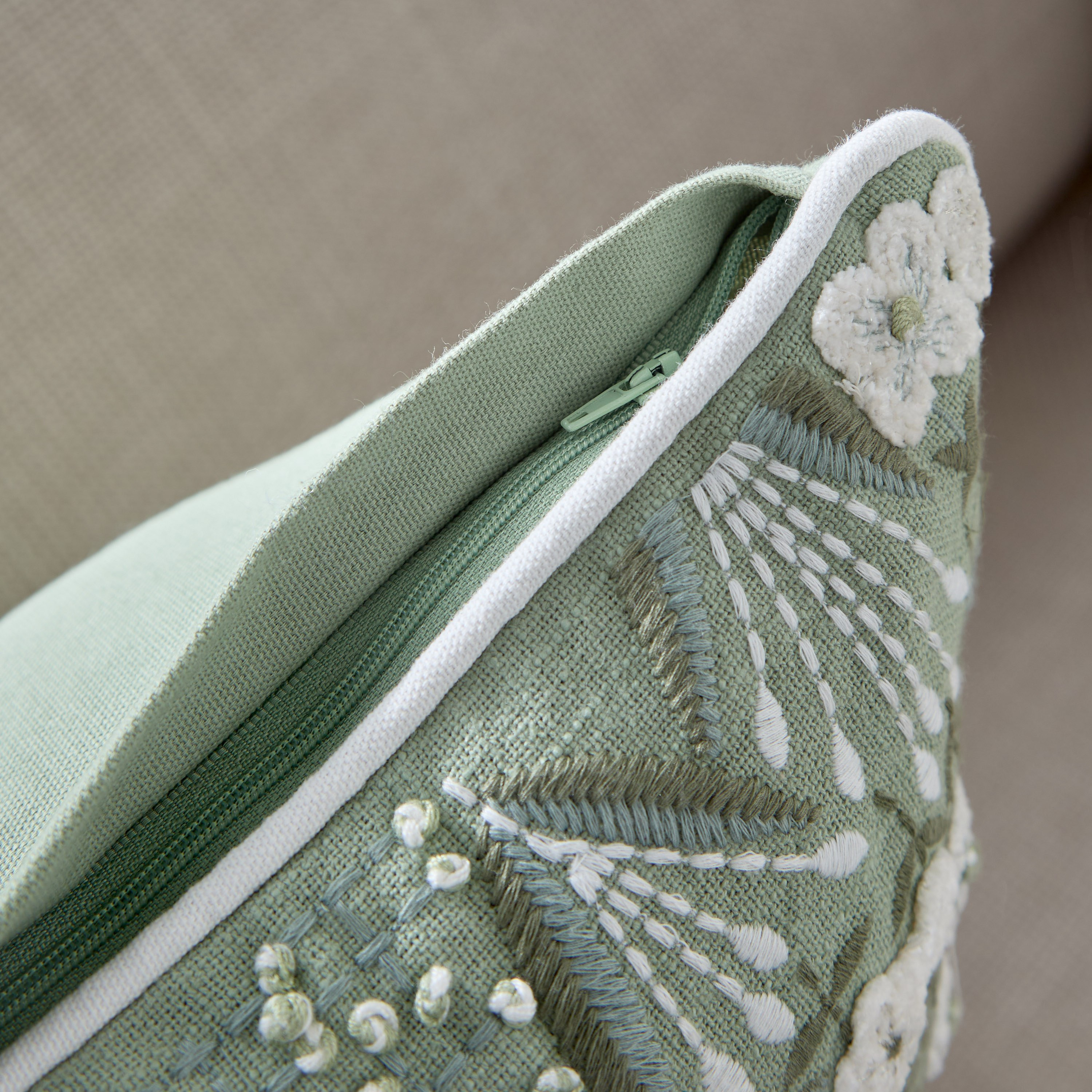 Green Artist Gardenia Floral Filled Cushion - 45x45 cm-hbxhomeware-hbxbedroom-image-3