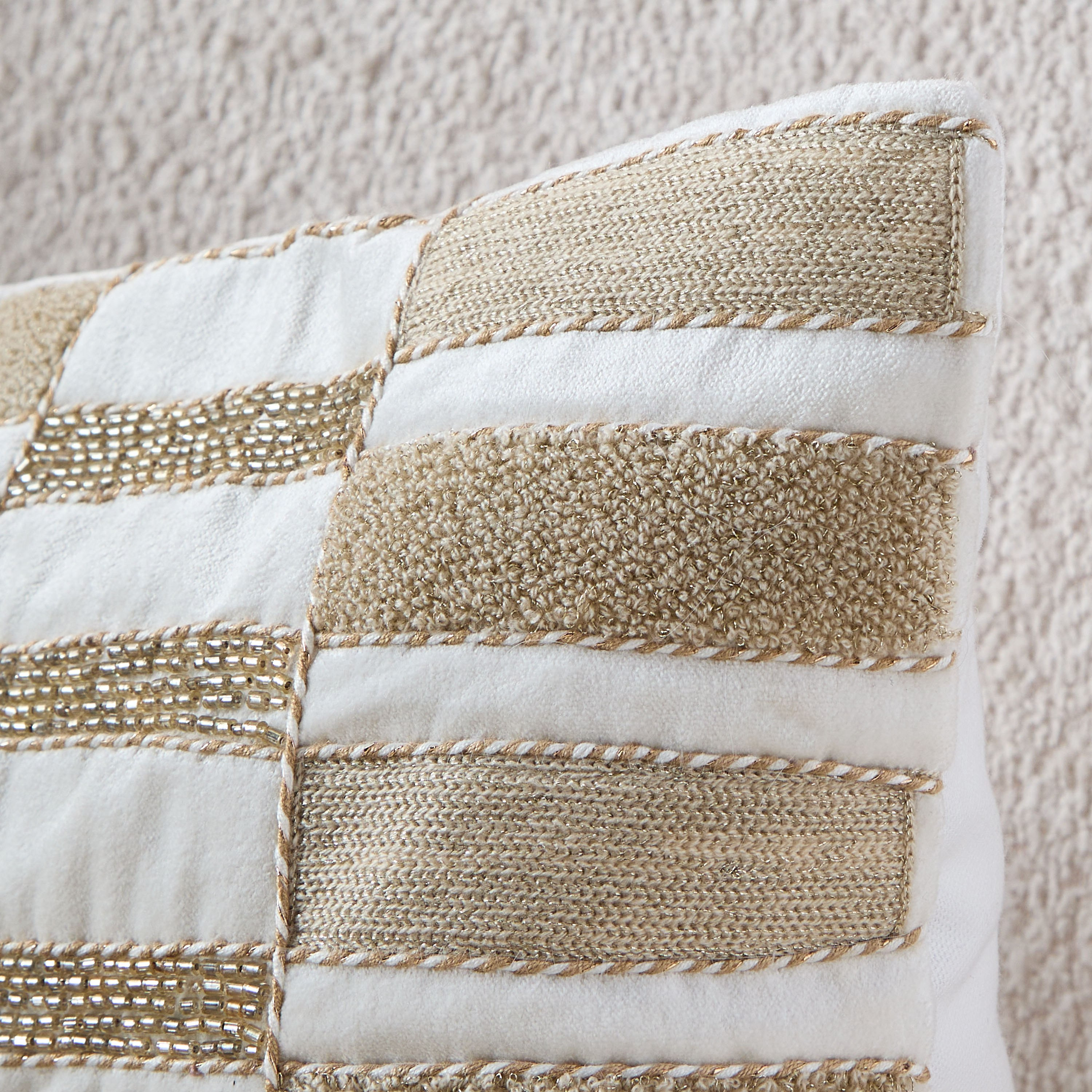 وسادة محشوة من بترا - 30x50 سم-hbxhomeware-hbxbedroom-image-2
