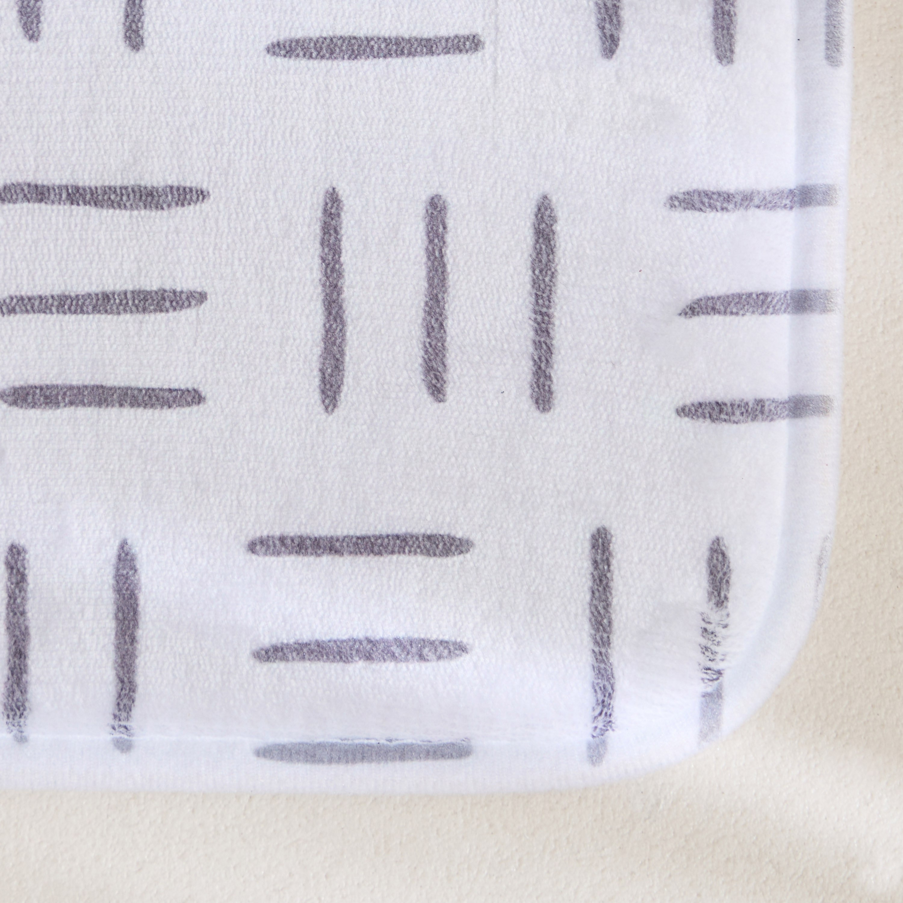 سجادة حمّام إسفنج بطبعات ليلا من أوستن - 35x55 سم-hbxbedroom-floorcoverings-bathmats-image-3