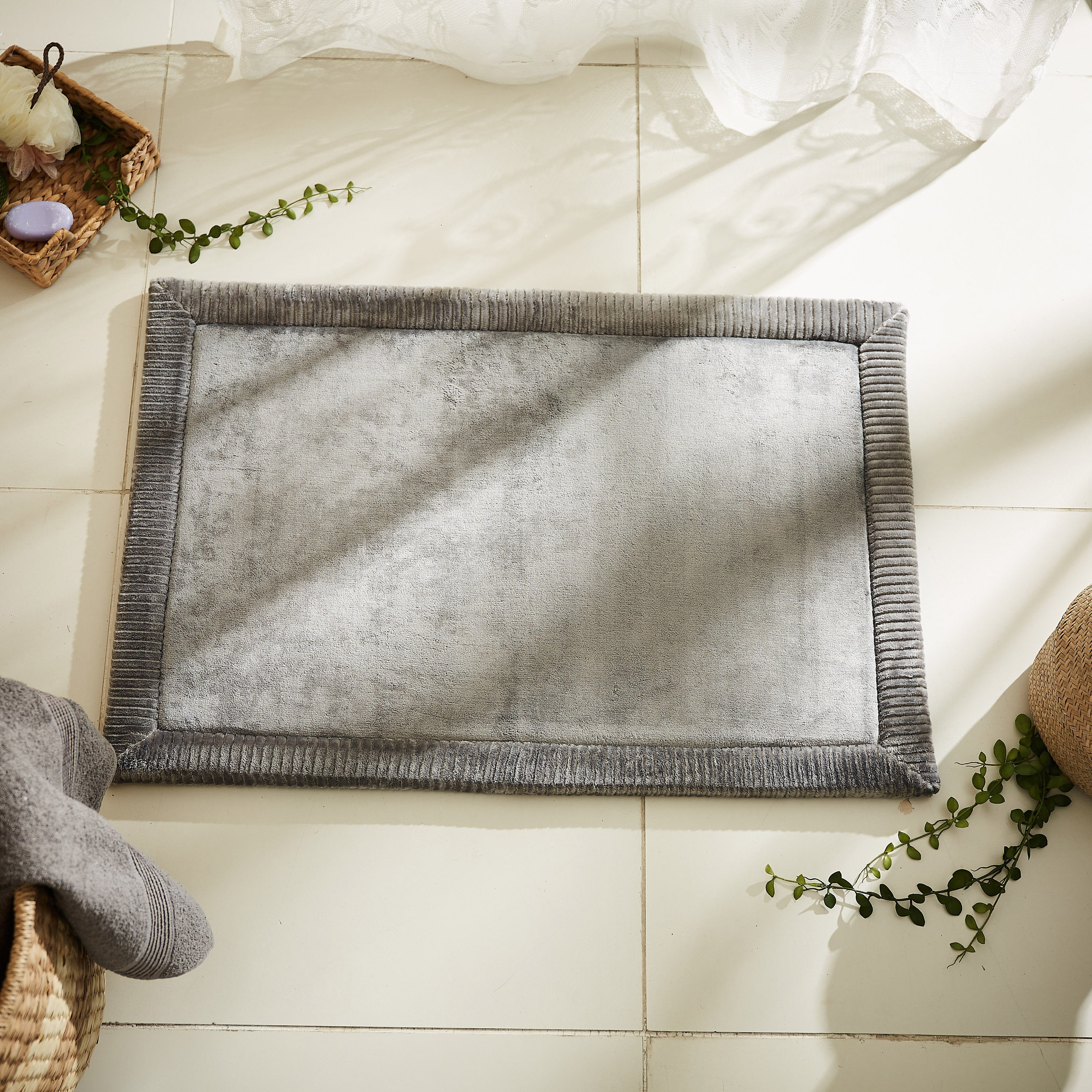 Lavish Memory Foam Bathmat - 60x90 cm-PROMO_HB_AE_B1G1_250925-image-1