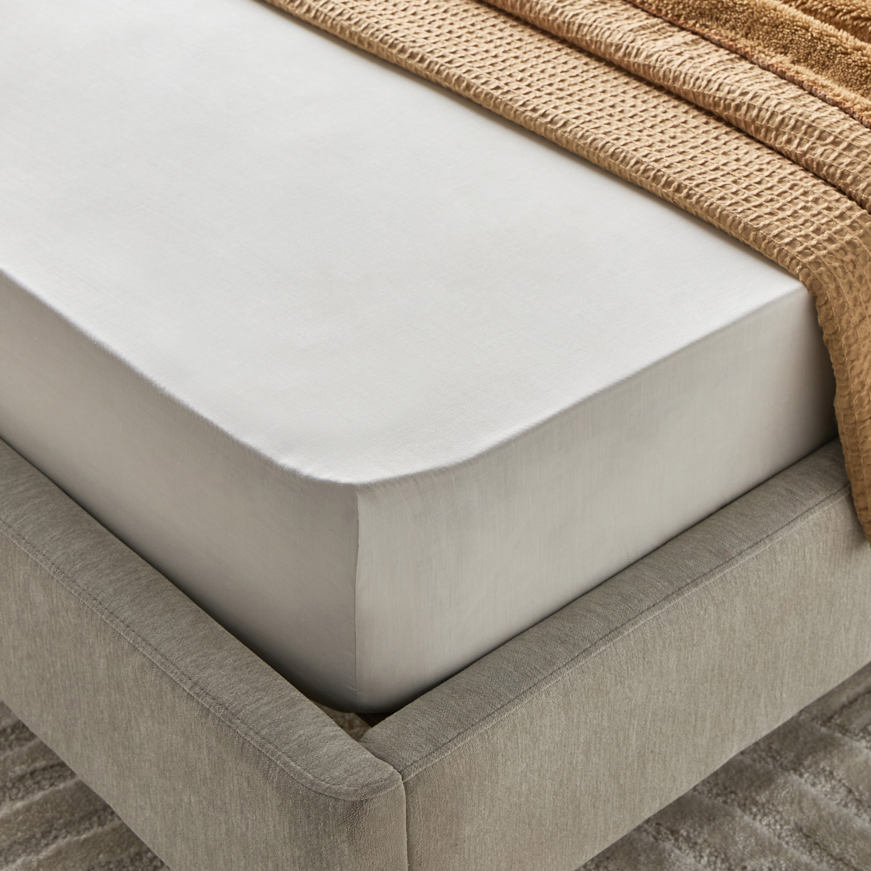 شرشف مطاطي توين بولي قطن من بريستول - 120x200+25 سم-hbxhomeware-hbxbedroom-image-1