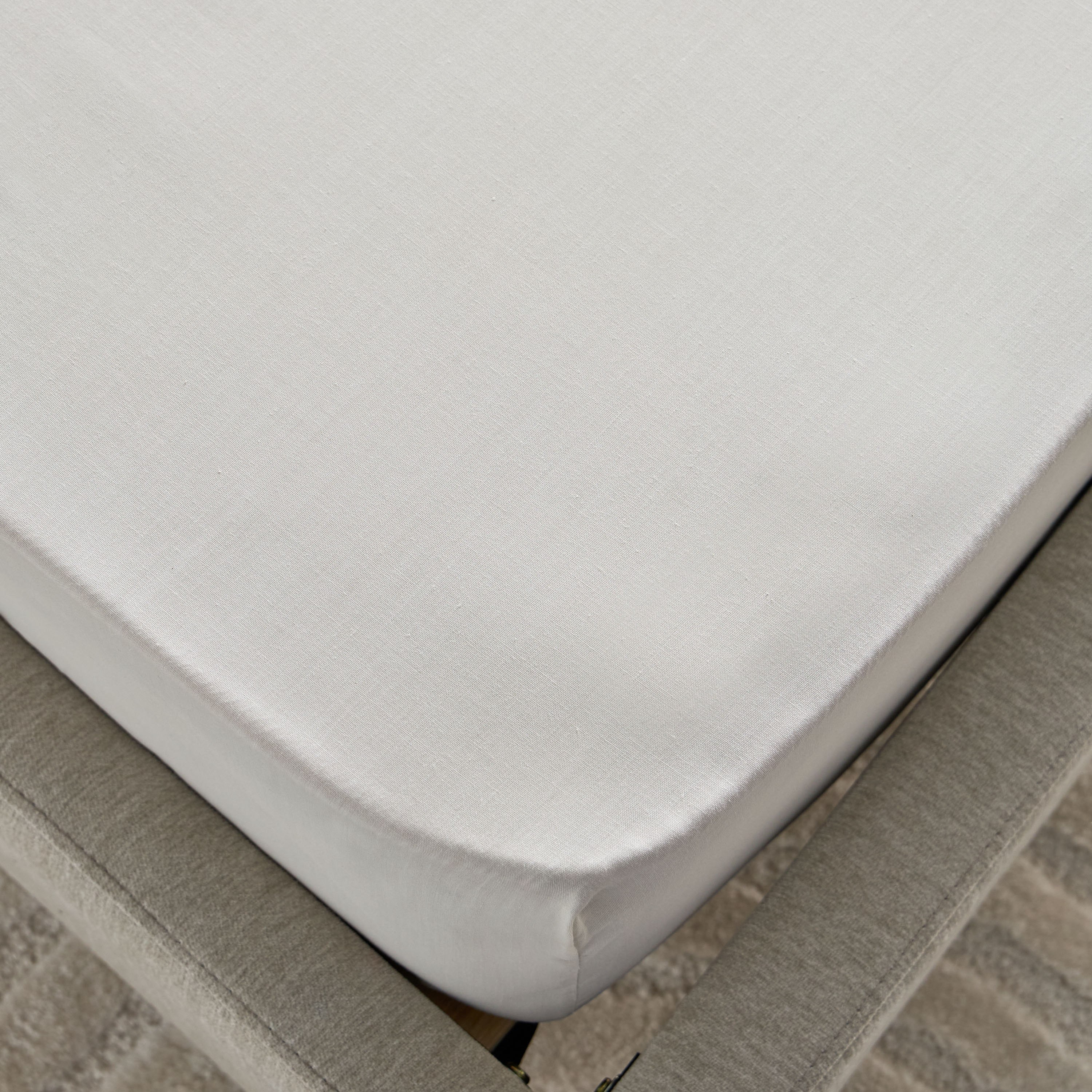 Bristol Polycotton Double Fitted Sheet - 140x200+25 cm-hbxhomeware-bedding-fittedsheets-image-5