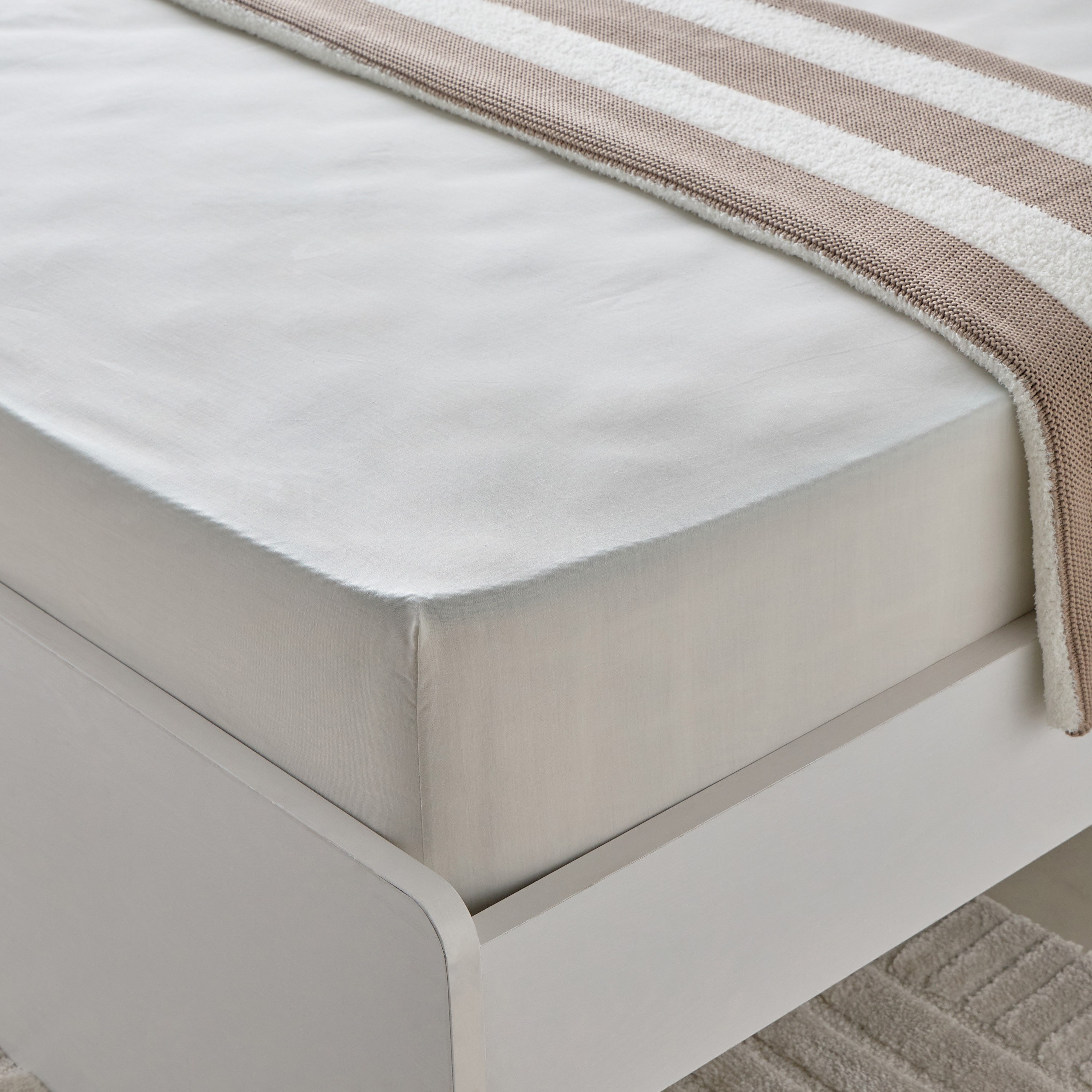 شرشف مطّاطي كوين بولي قطن أوليمبك من بريستول - 160x200+25 سم-hbxhomeware-hbxbedroom-image-1