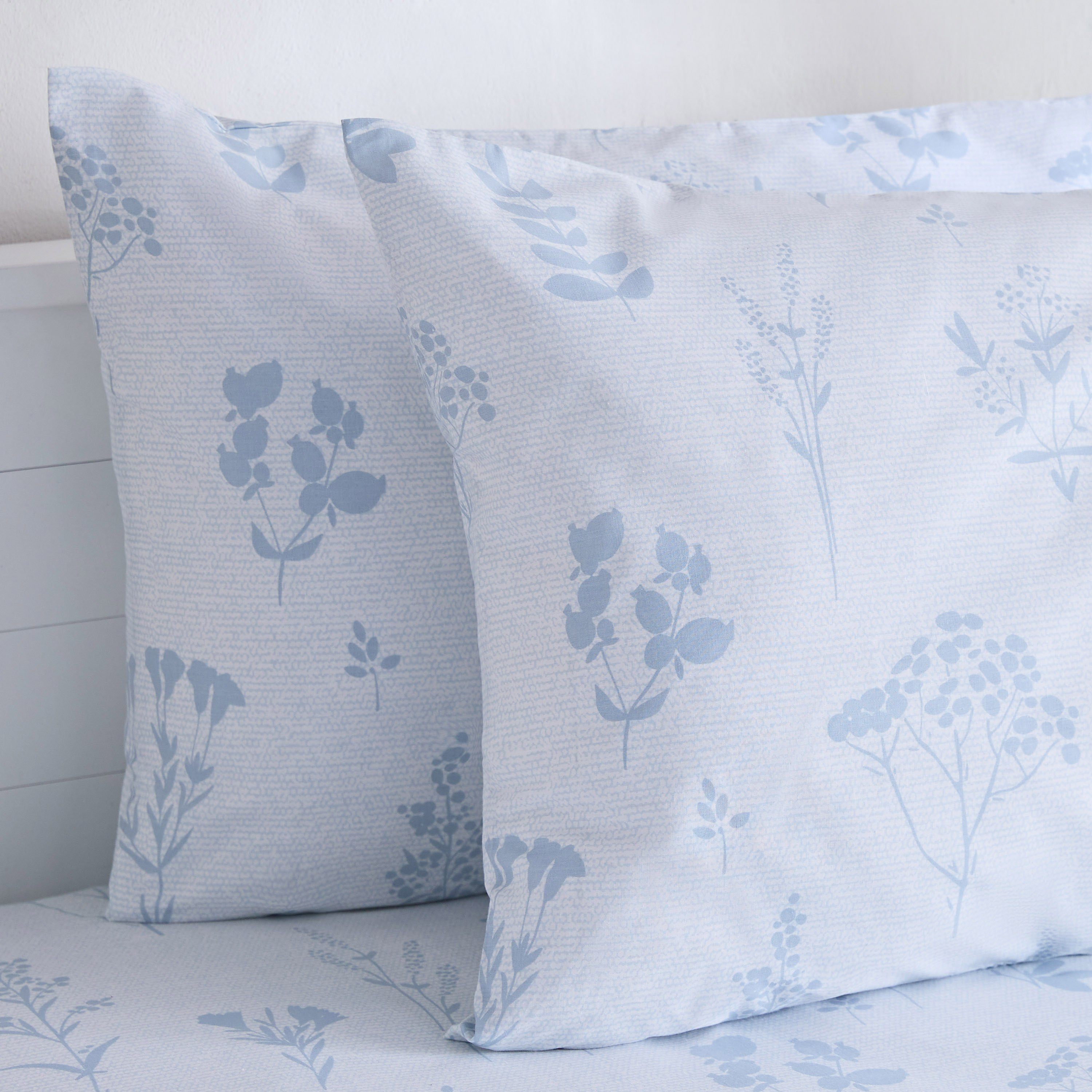 طقم غطاء وسادة بولي قطن قطعتين جيمو من ألبانيا - 50x75 سم-hbxhomeware-hbxbedroom-image-3