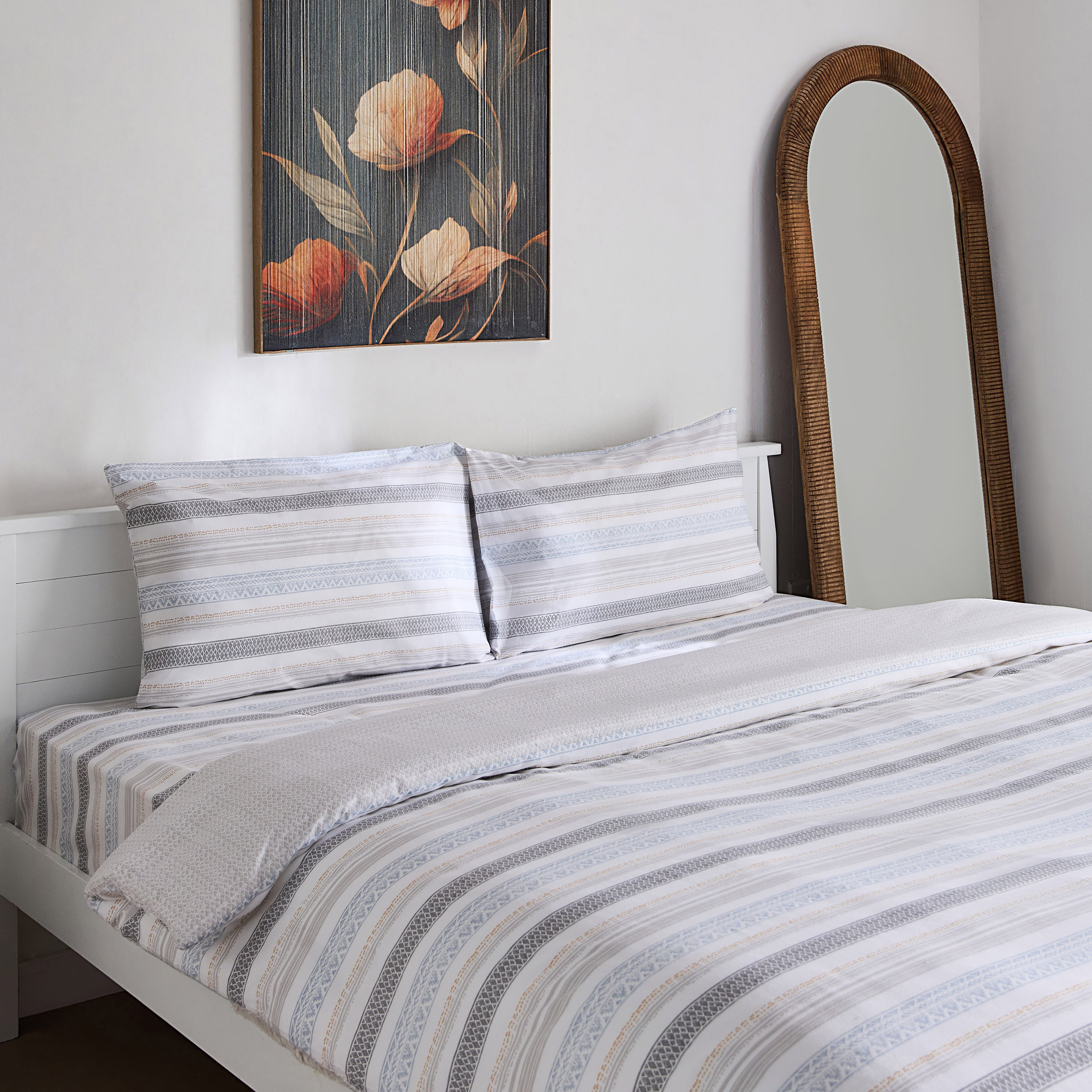 Albania Oran 3-Piece Polycotton Printed Queen Duvet Cover Set - 220x220 cm-hbxhomeware-hbxbedroom-image-1