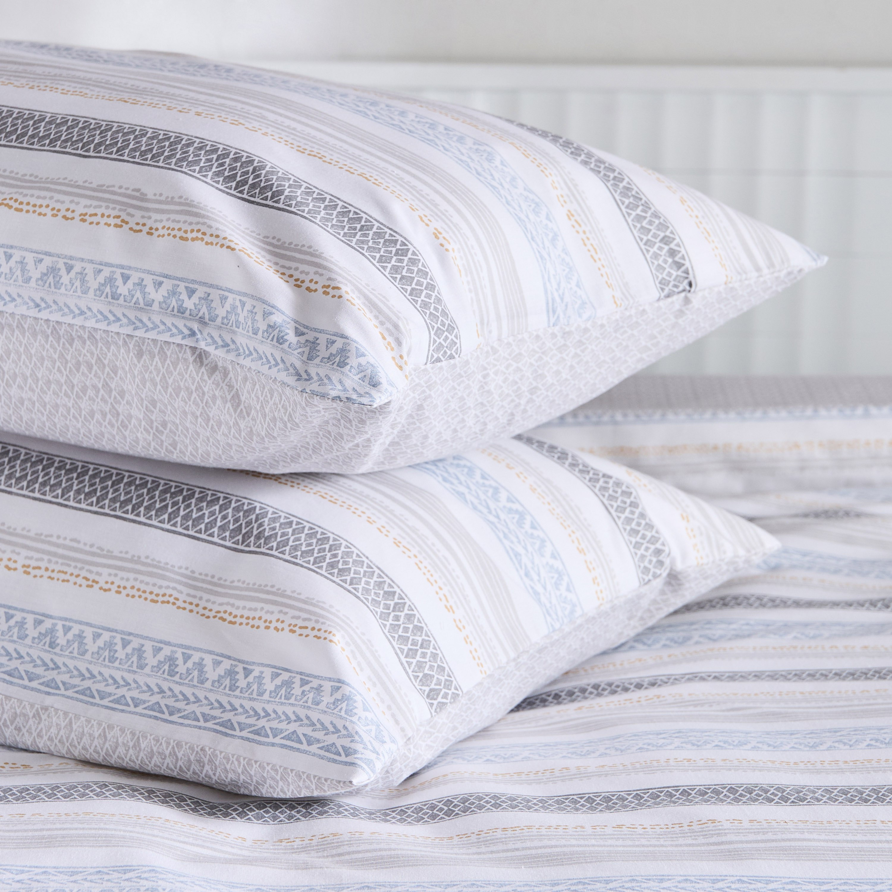 Albania Oran 3-Piece Polycotton Printed Queen Duvet Cover Set - 220x220 cm-hbxhomeware-hbxbedroom-image-8