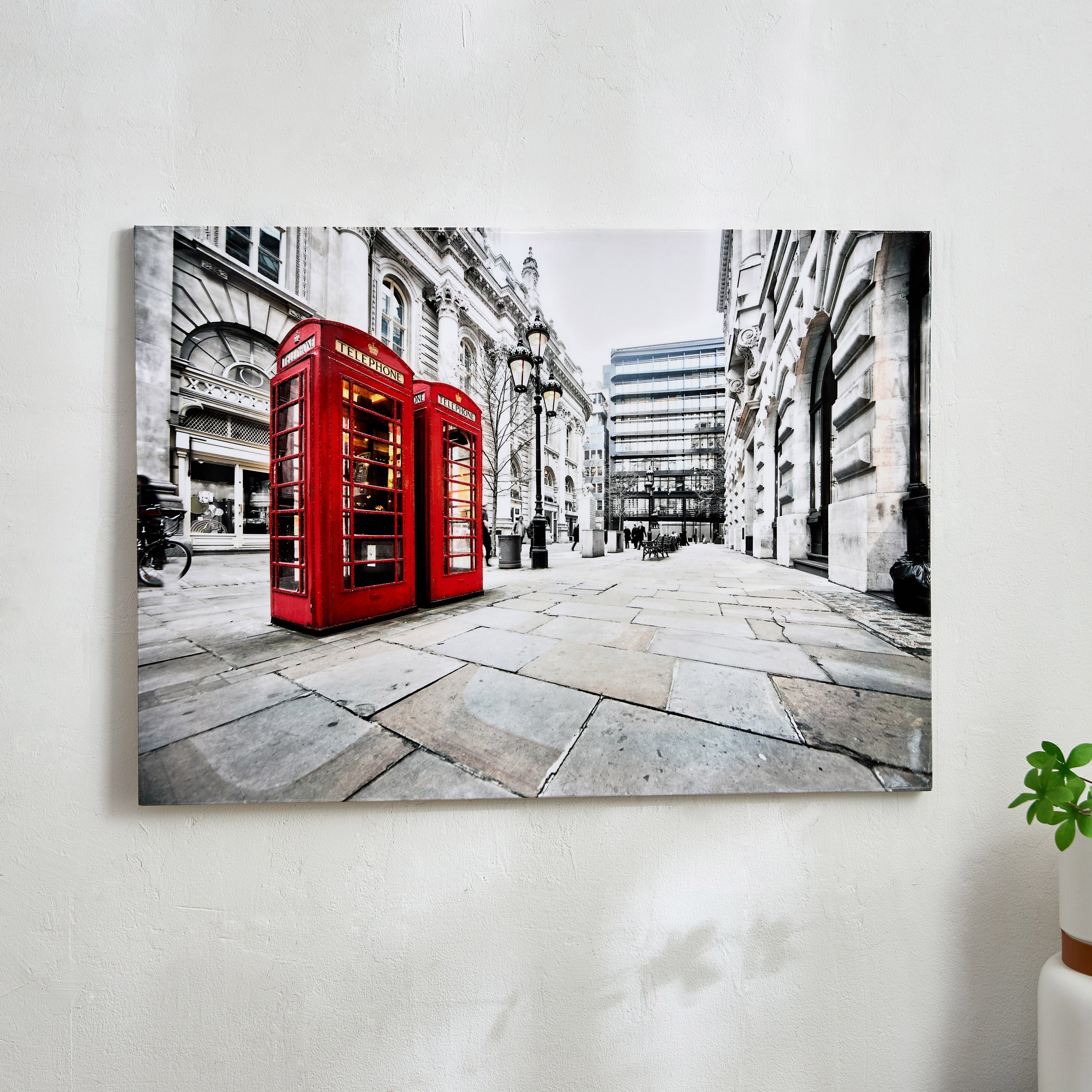 زينة حائط لامعة مرسومة يدويًا كشك الهاتف من نيروبي - 70x1.8x50 سم-hbxhomeware-hbxdecorandfurnishings-image-2