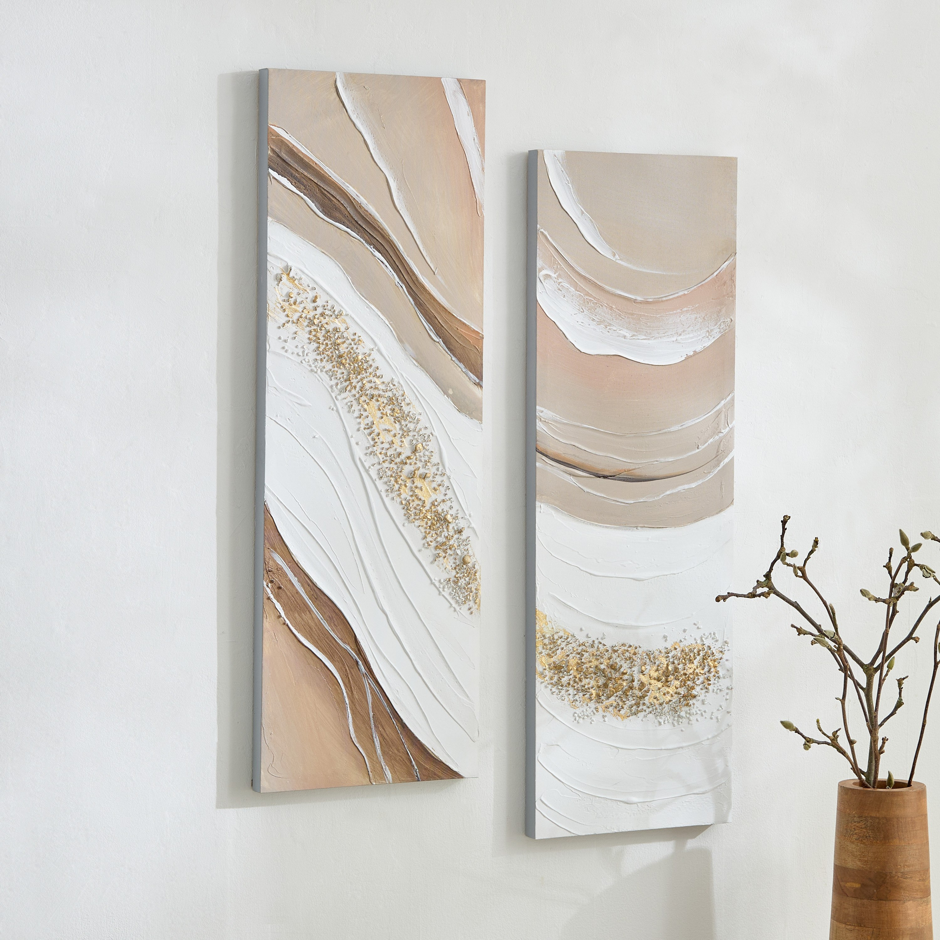 طقم زينة حائط مرسومة يدويًا من قطعتين من نيروبي - 30x3x90 سم-hbxhomeware-hbxdecorandfurnishings-image-1