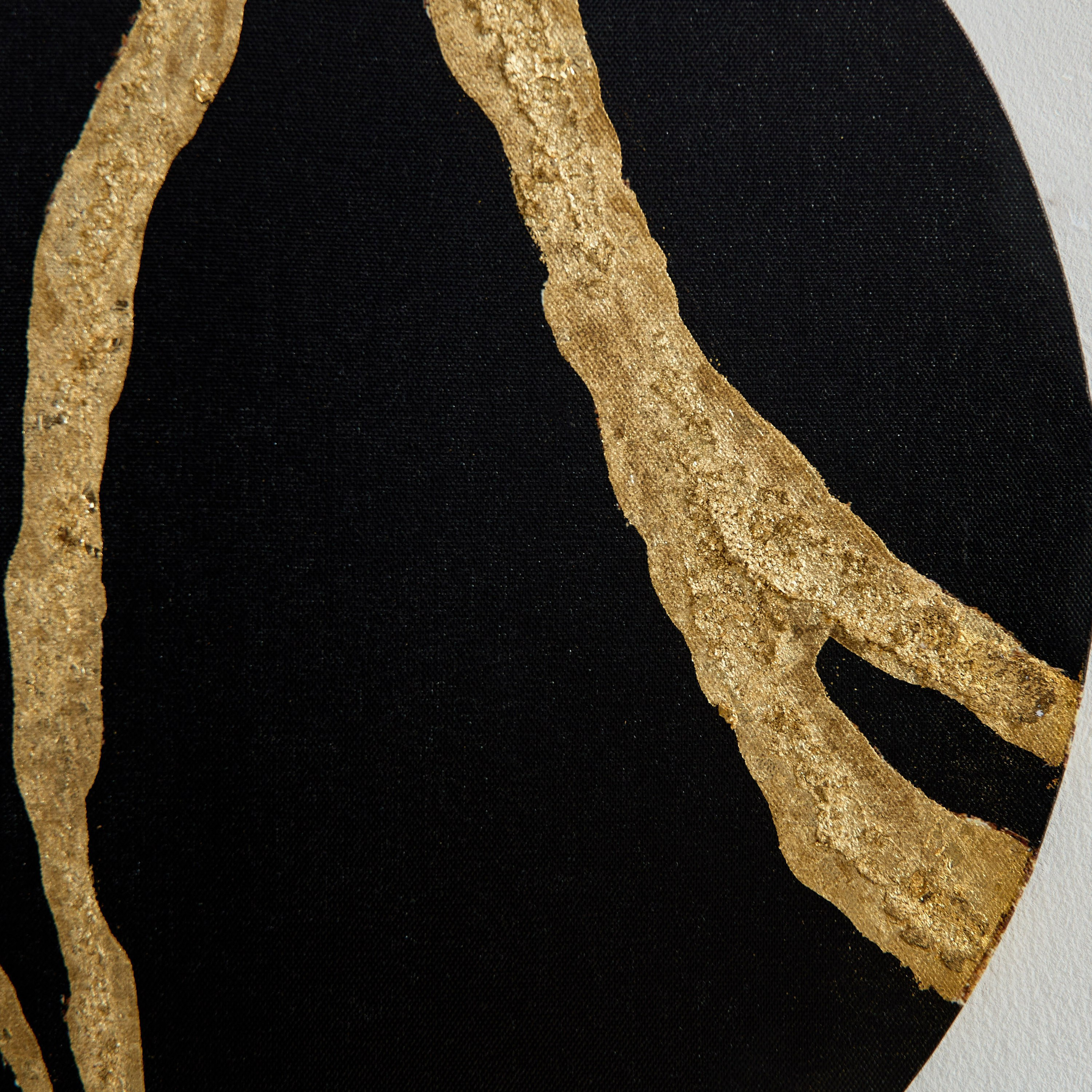 زينة حائط مطلية يدويًا من مايان - 40x1.8x40 سم-hbxhomeware-hbxdecorandfurnishings-image-4