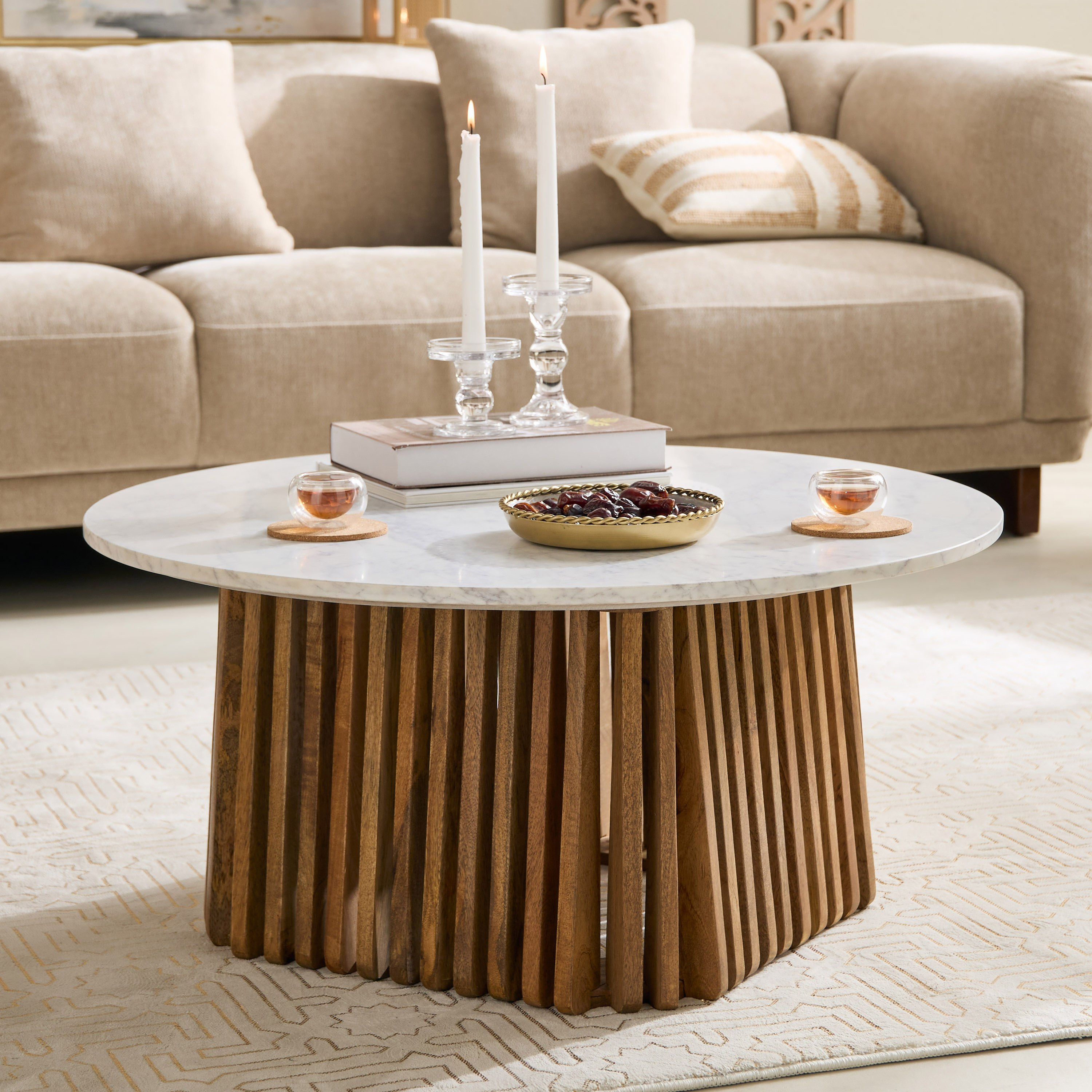 طاولة قهوة بسطح من الرخام الأصلي مع قاعدة من الخشب الصلب - دولسي من كافون-PROMO_HB_UAE_HBX10_280126-image-1