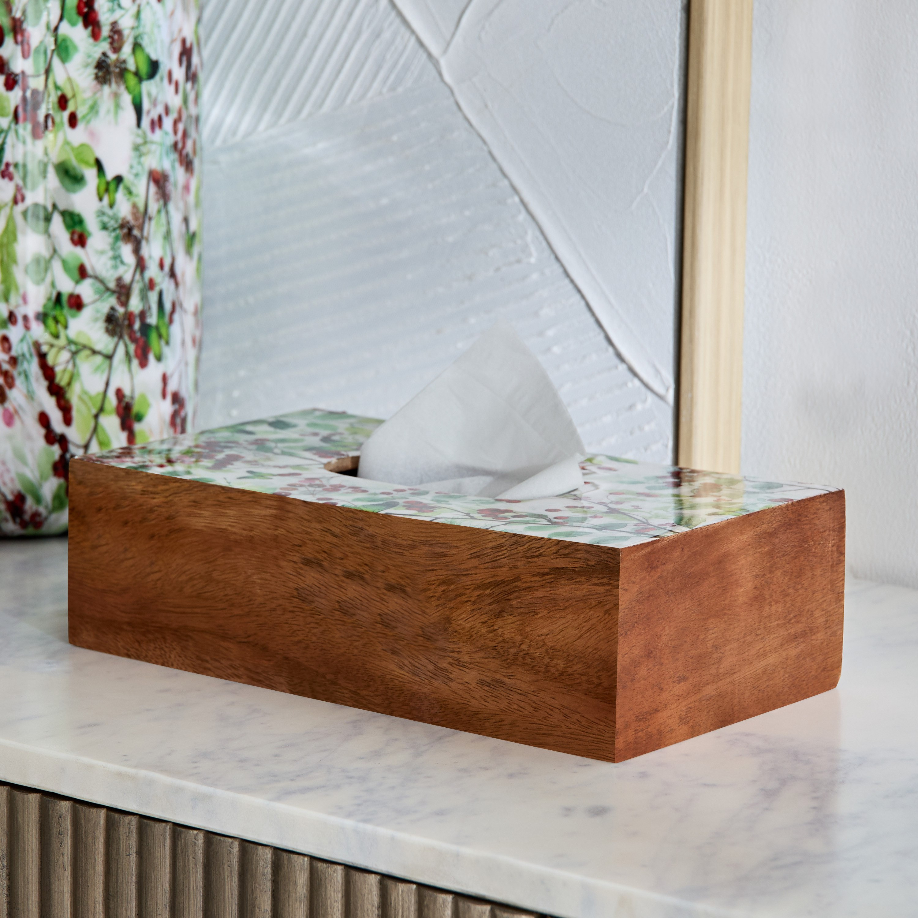 صندوق مناديل خشبي من بيري - 25.5x14x7.5 سم-hbxdecorandfurnishings-homeaccessories-novelties-image-1