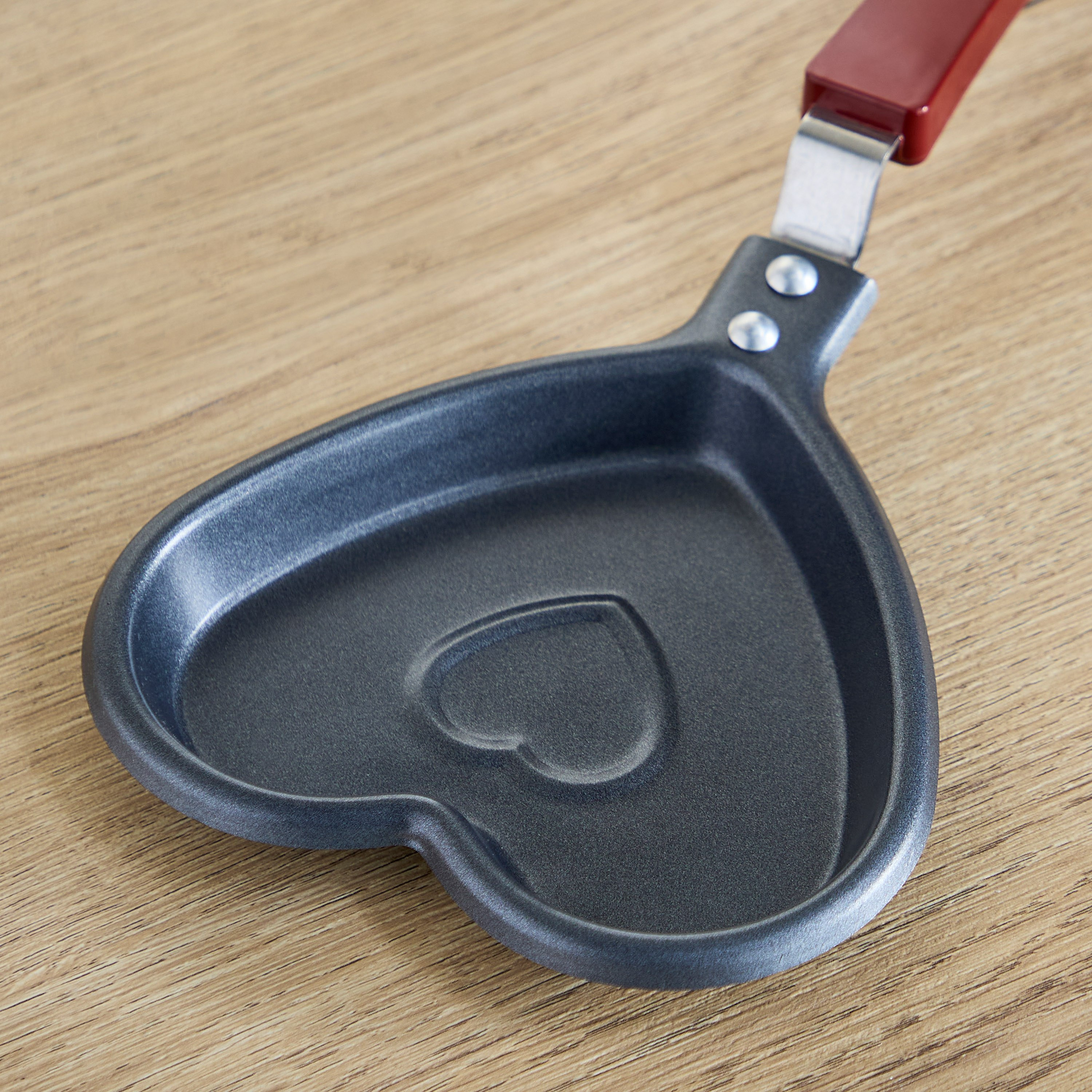 Black Series Heart Shape Mini Pan - 12.5 cm-hbxkitchen-kitchenware-foodpreparation-image-2