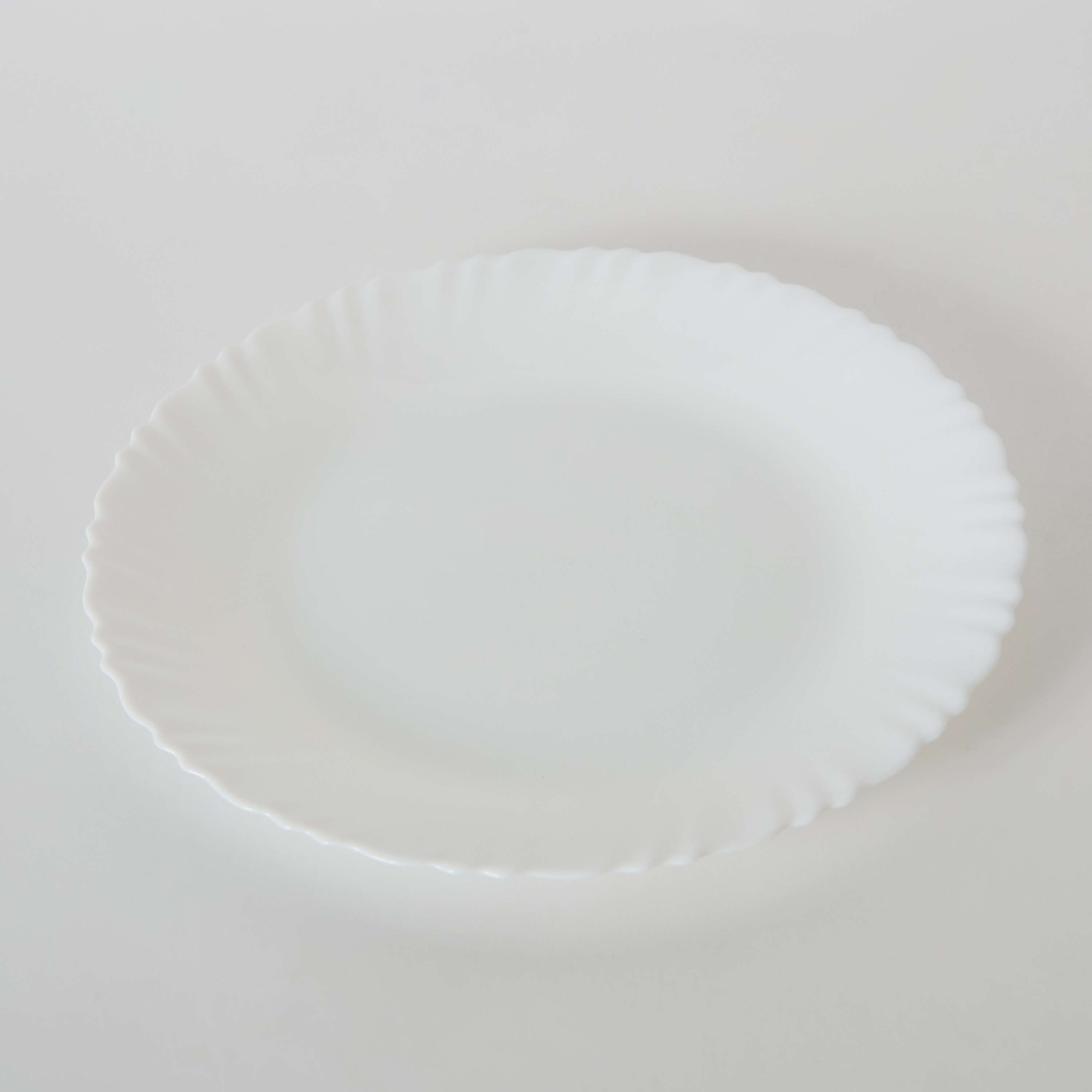 Pearl Opal Dinner Plate - 27 cm-hbxdecorandfurnishings-tabletop-crockery-image-5