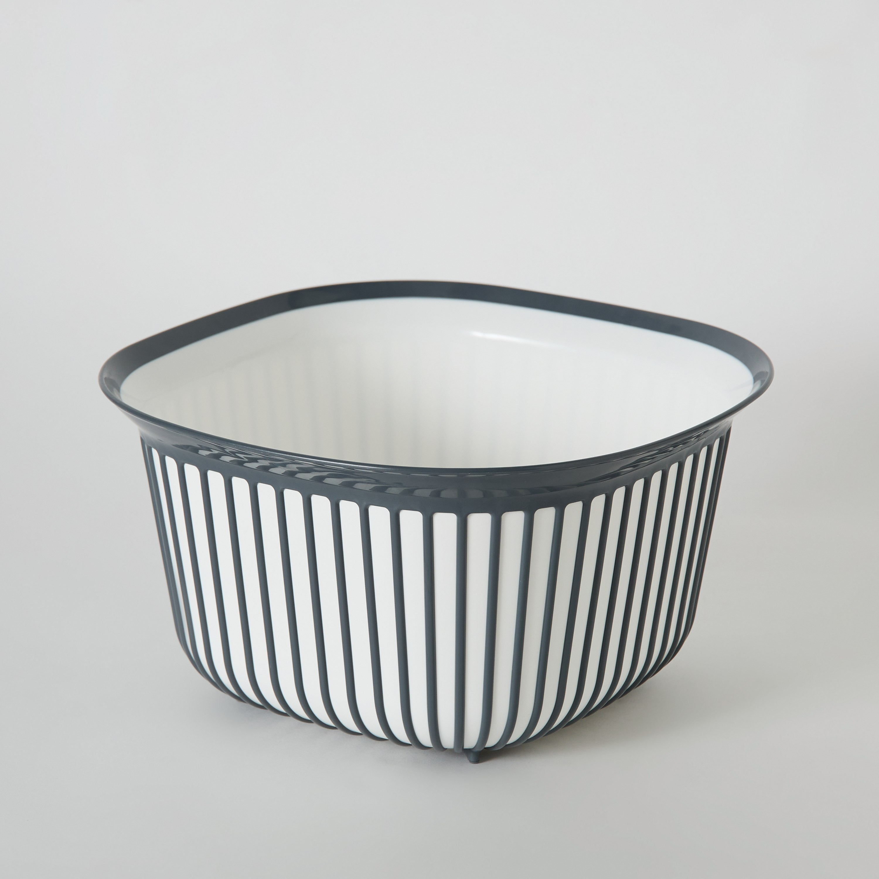 Foly Life Linea Square Basket Bowl - 4 L-hbxdecorandfurnishings-tabletop-crockery-image-5