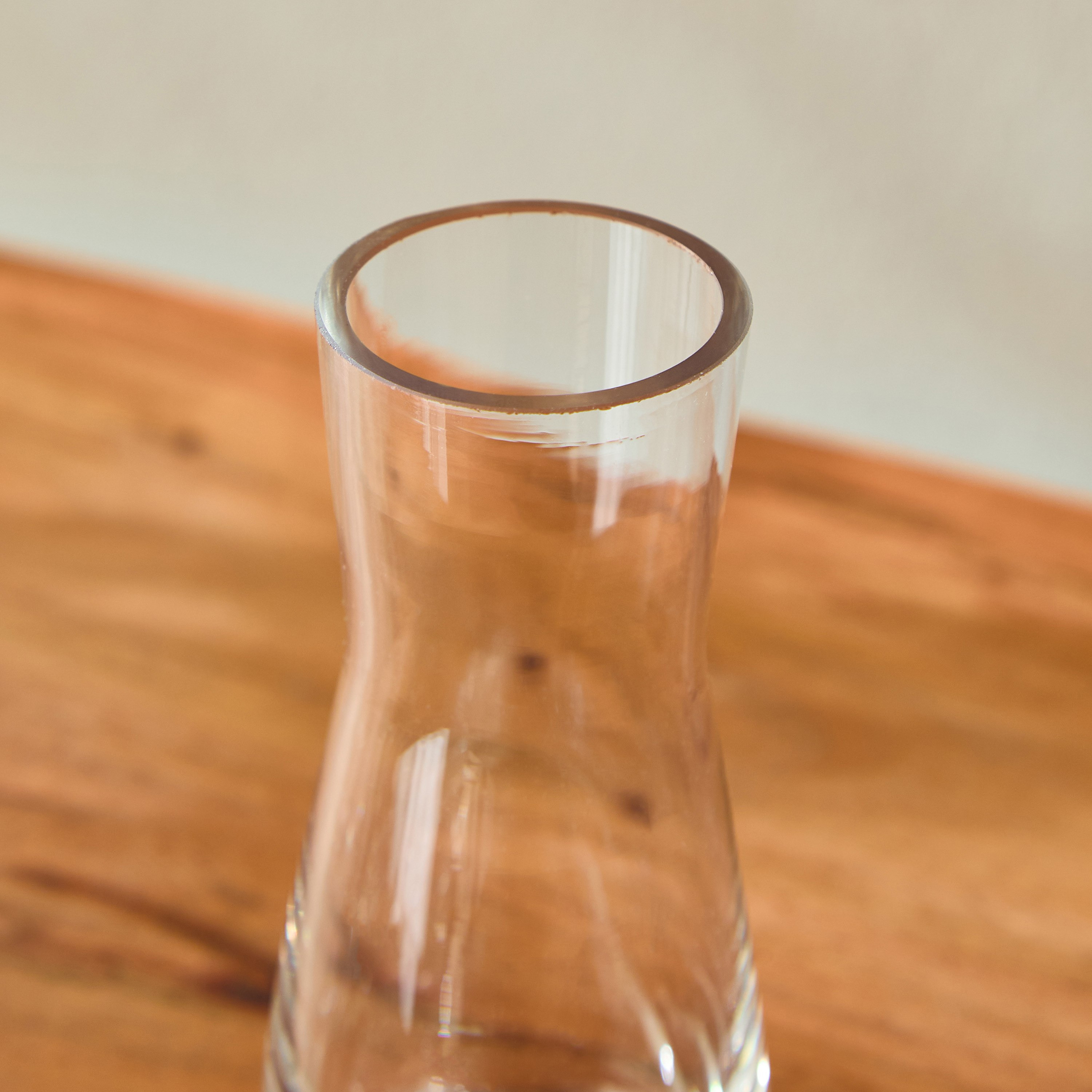 Kler Clear Glass Vase - 6x6x14 cm-hbxhomeware-hbxdecorandfurnishings-image-3