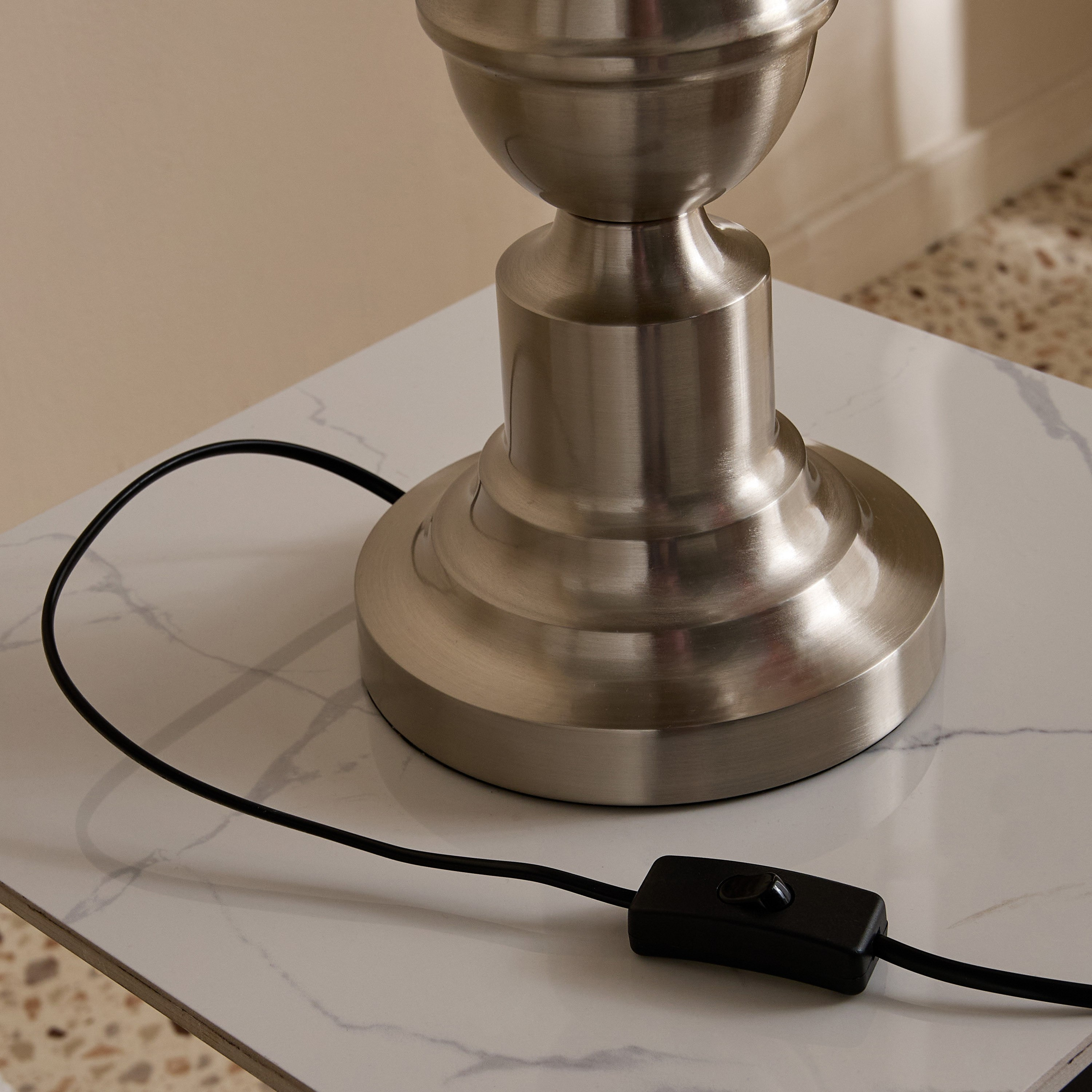 Glen Mallory Metal Table Lamp with Handmade Shade - 33x71 cm-hbxlivingroom-lighting-tablelamps-image-4