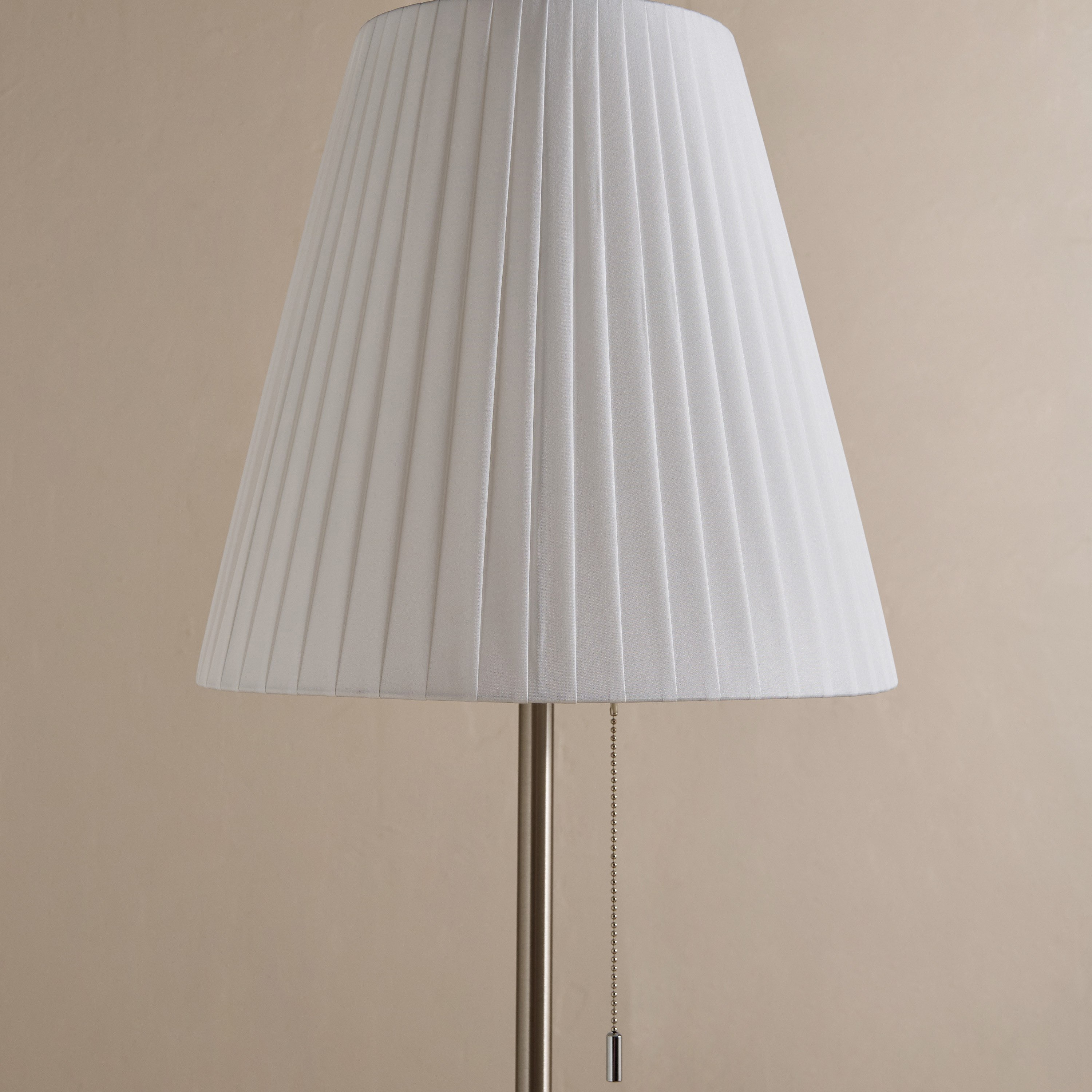 Haskett Lynee Metal Floor Lamp with Pleated Shade and Pull Chain Dimmer Switch - 155 cm-hbxhomeware-hbxdecorandfurnishings-image-3