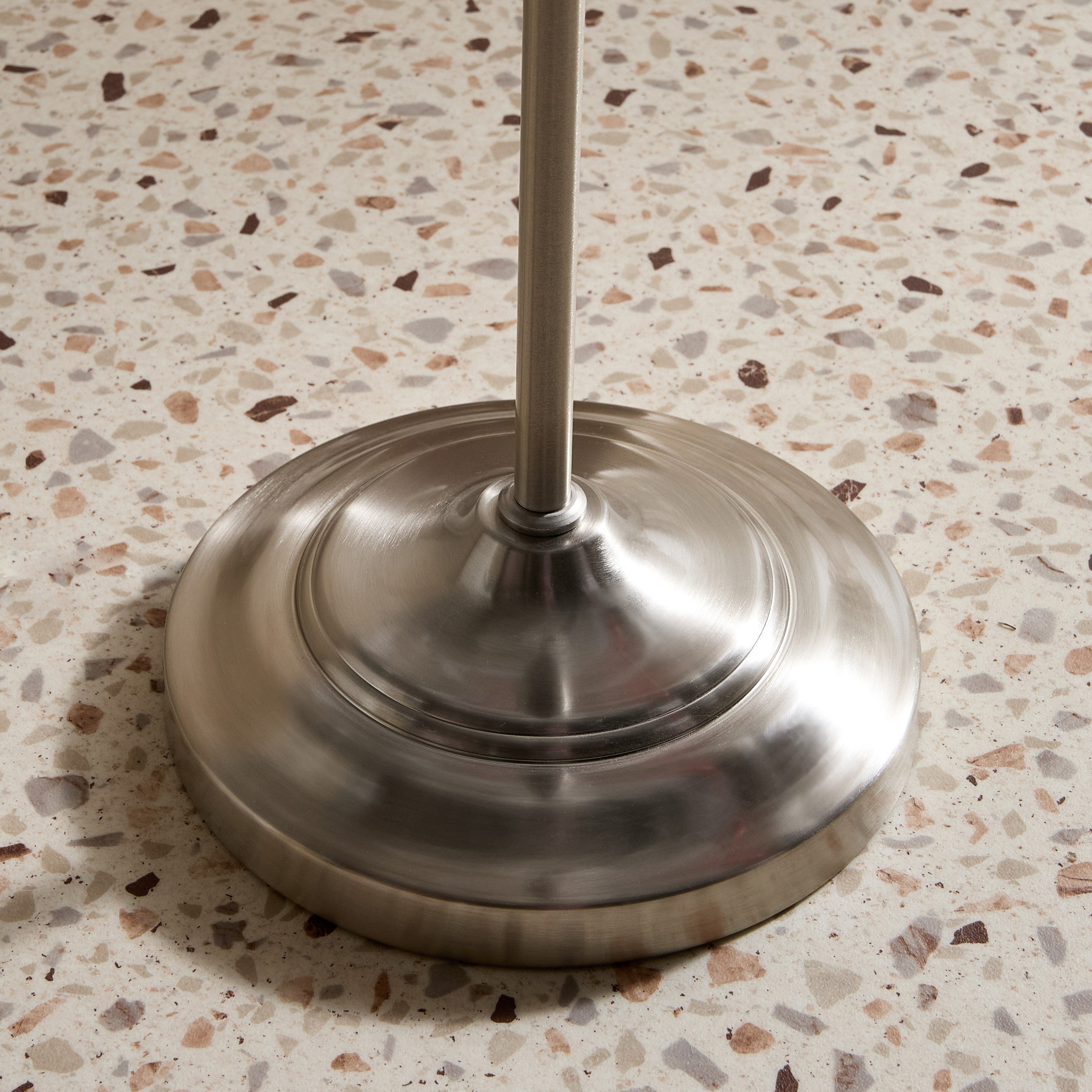Haskett Lynee Metal Floor Lamp with Pleated Shade and Pull Chain Dimmer Switch - 155 cm-hbxhomeware-hbxdecorandfurnishings-image-4