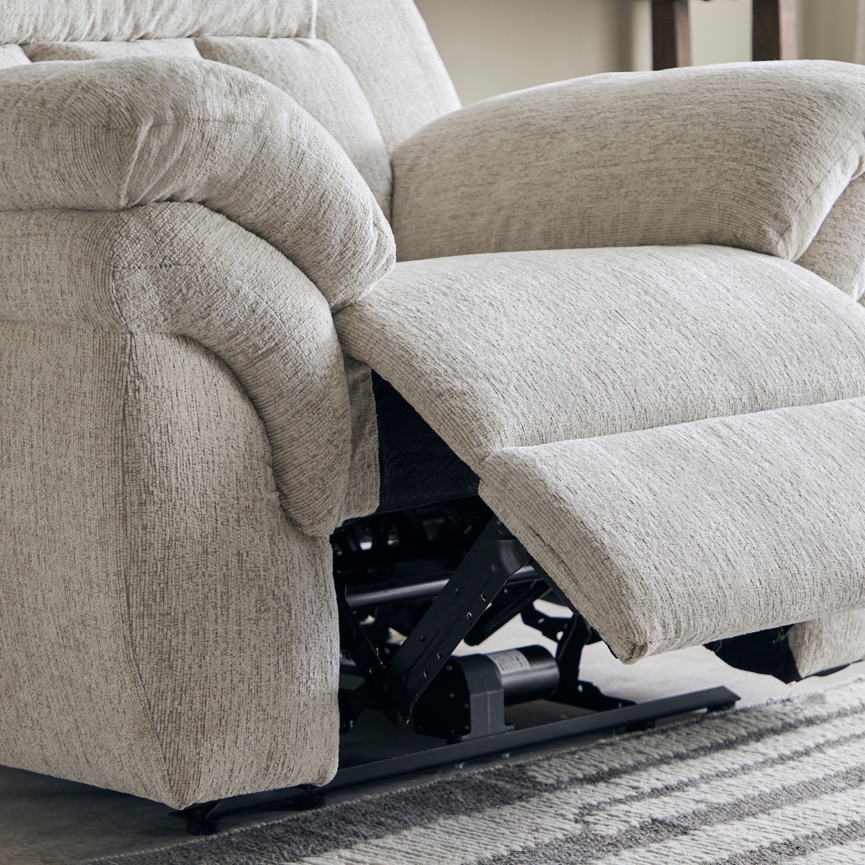 كرسي استرخاء بمساند ذراعين قابل للضبط بالطاقة الكهربائية من ستانفورد-hbxfurniture-sofasandarmchairs-reclinersofas-image-9