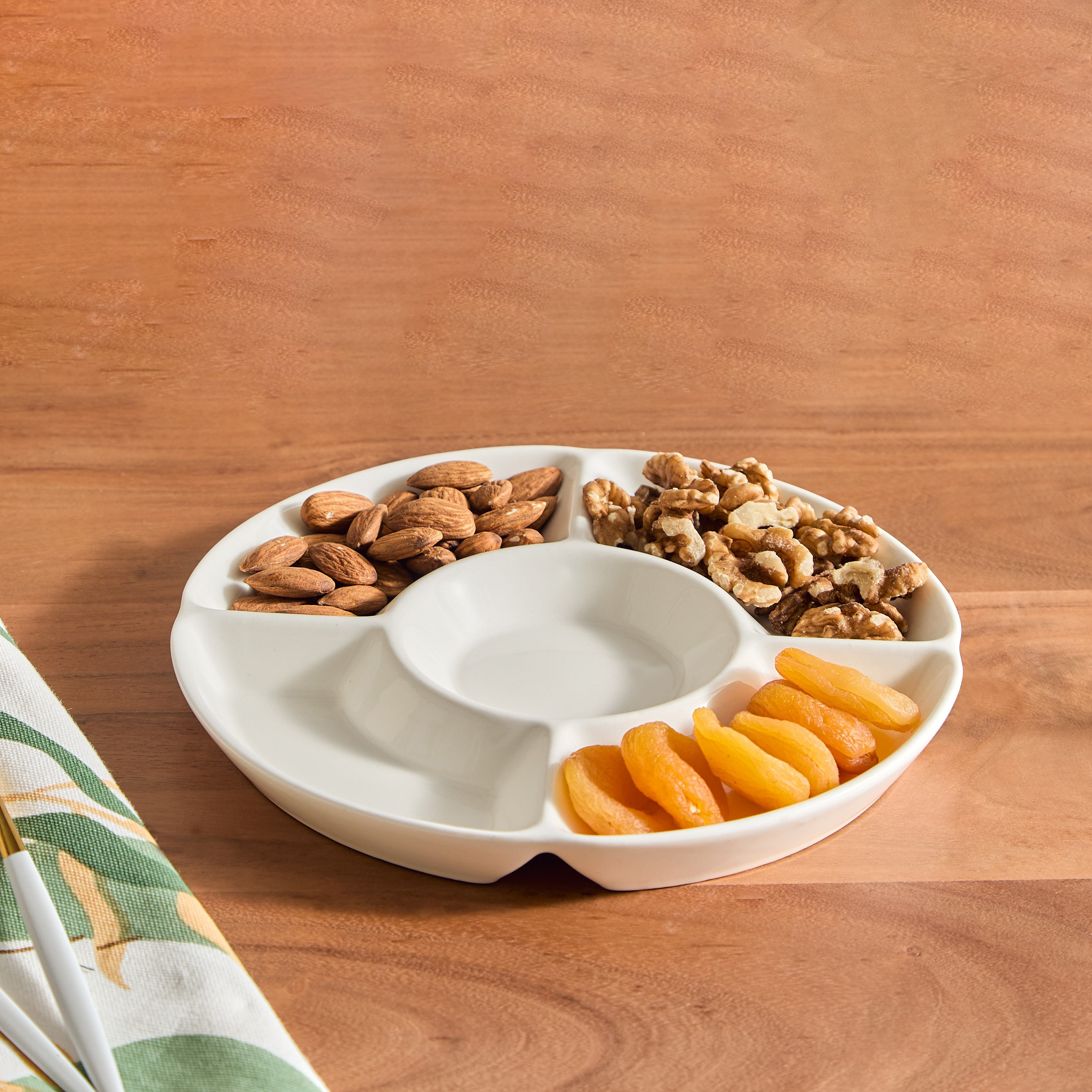 Alice New Bone China 5-Partion Platter - 20 cm-hbxdecorandfurnishings-tabletop-serveware-image-1