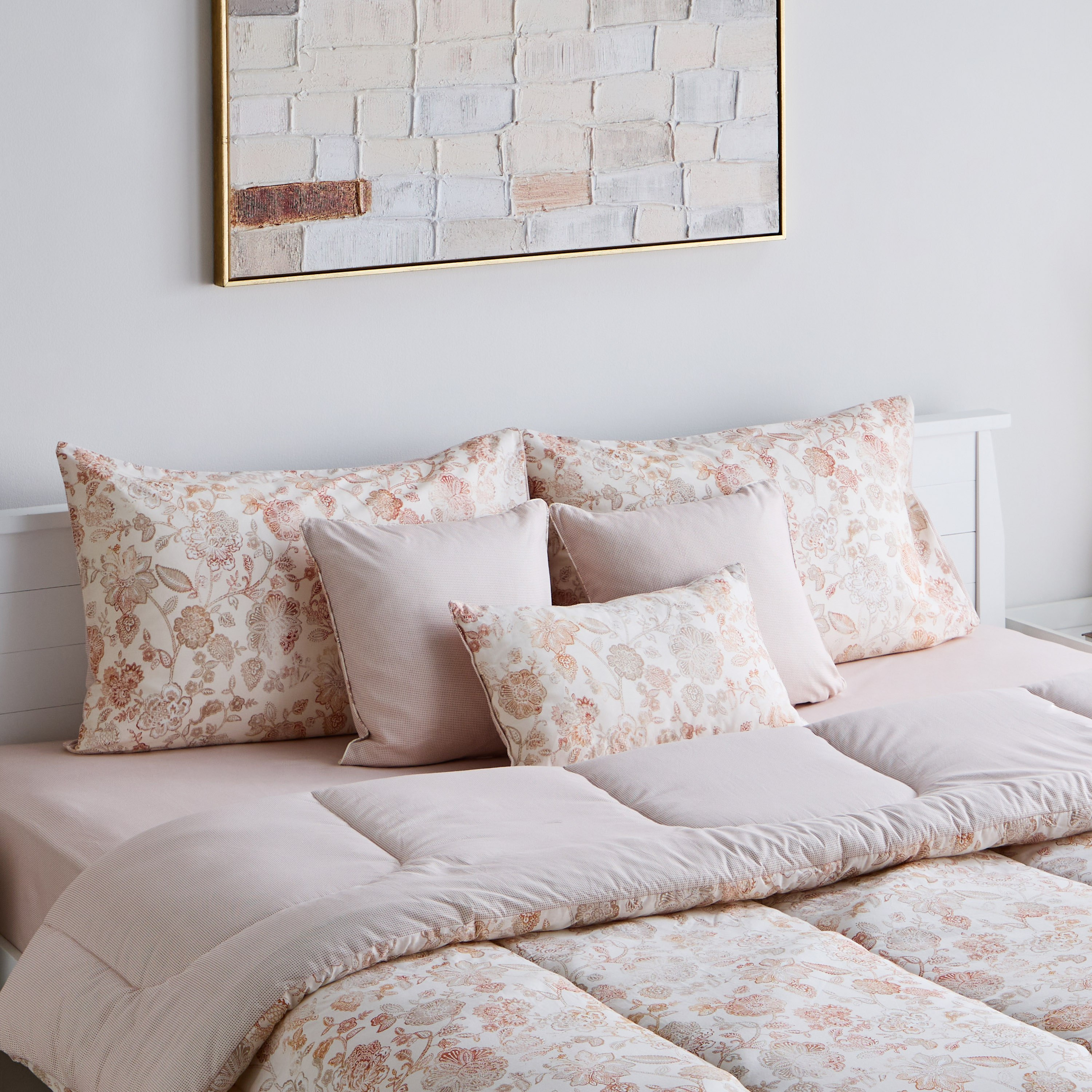 طقم لحاف كينج قطن بطبعات 7 قطع من ماديسون فلورسي- 220x240 سم-hbxhomeware-hbxbedroom-image-1