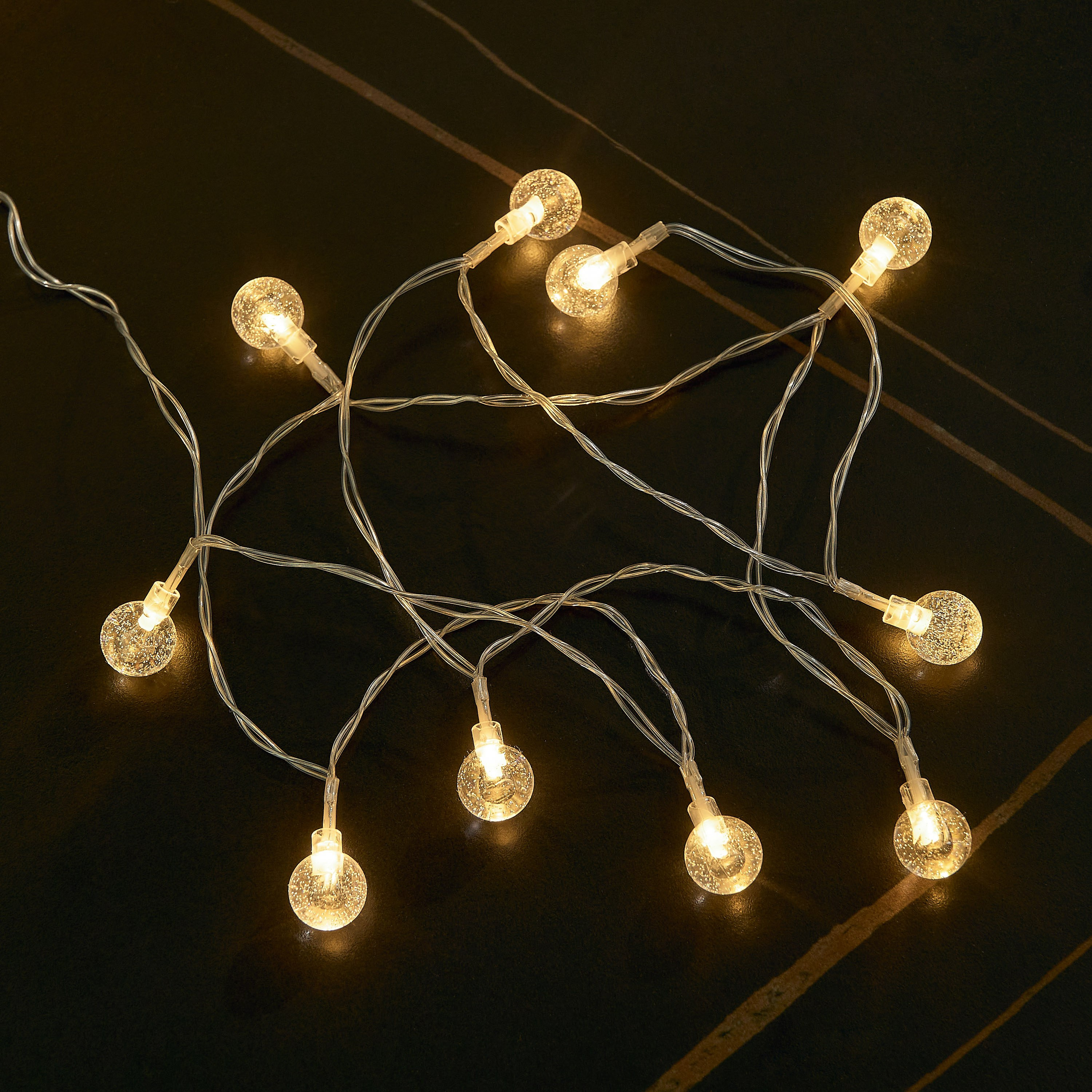 شريط إضاءة أبيض 10 لمبات ليد دافئة من لونا-hbxdiningroom-lighting-decorativesandstringlights-image-1