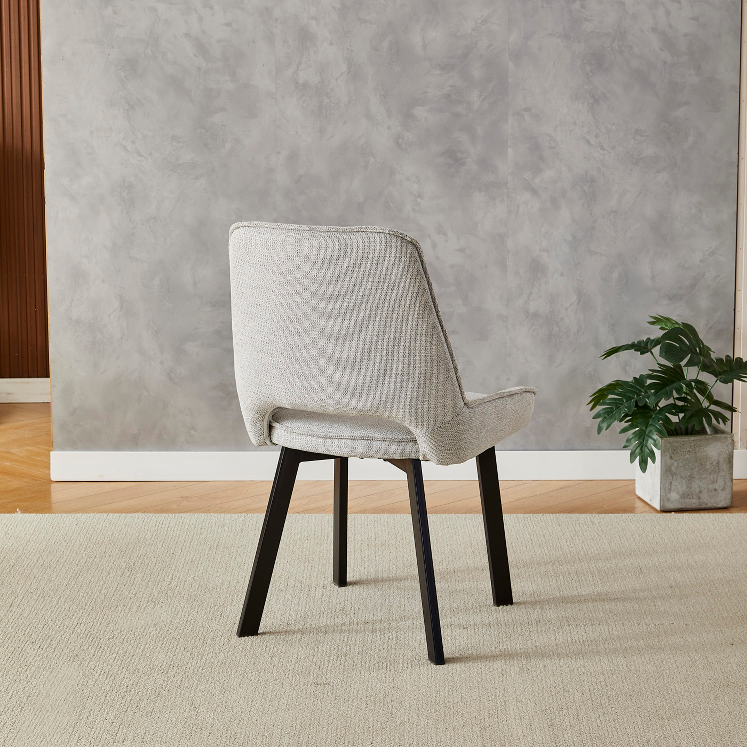 كرسي سفرة من كريستين فلوريا-hbxdiningroom-diningchairs-image-3