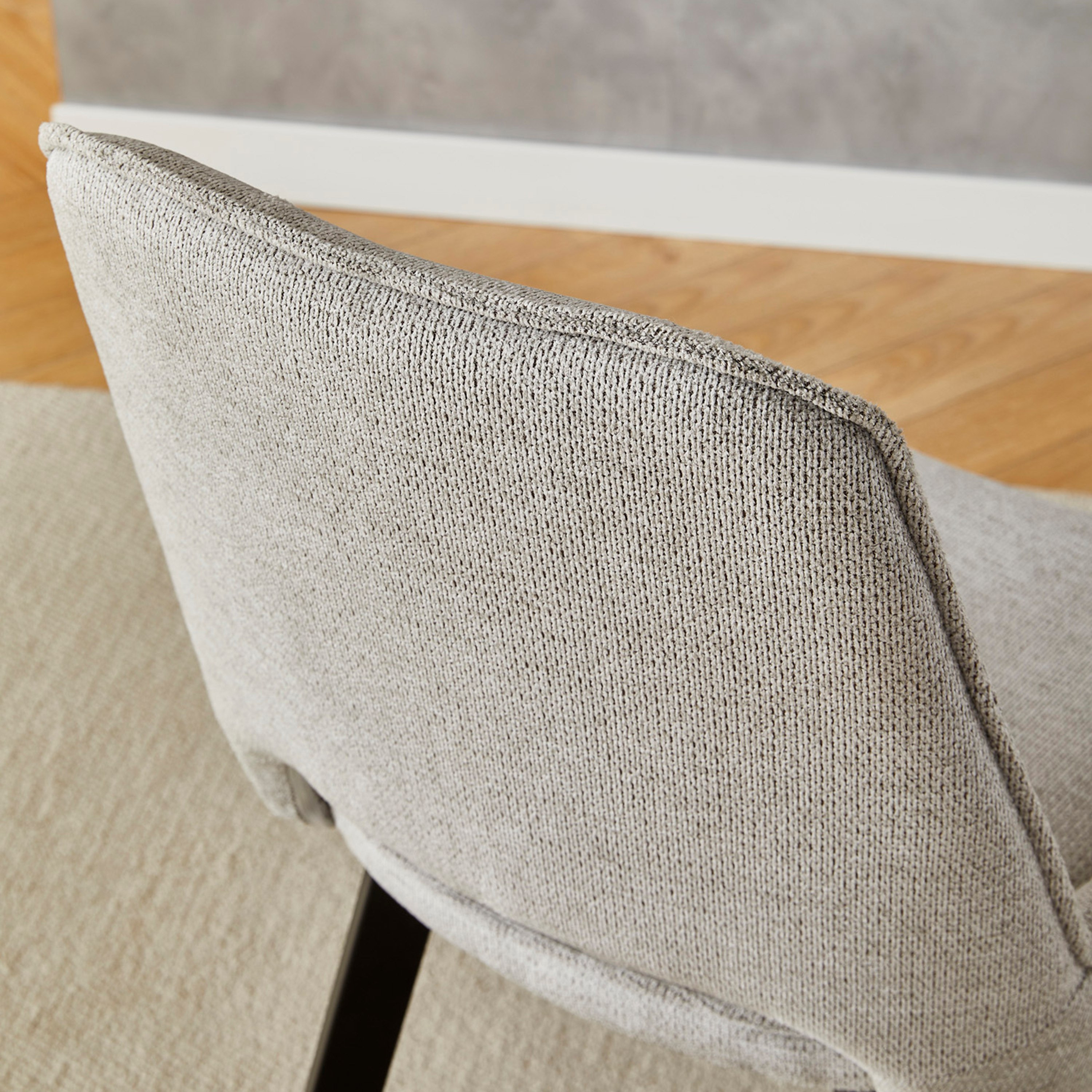 كرسي سفرة من كريستين فلوريا-hbxdiningroom-diningchairs-image-5
