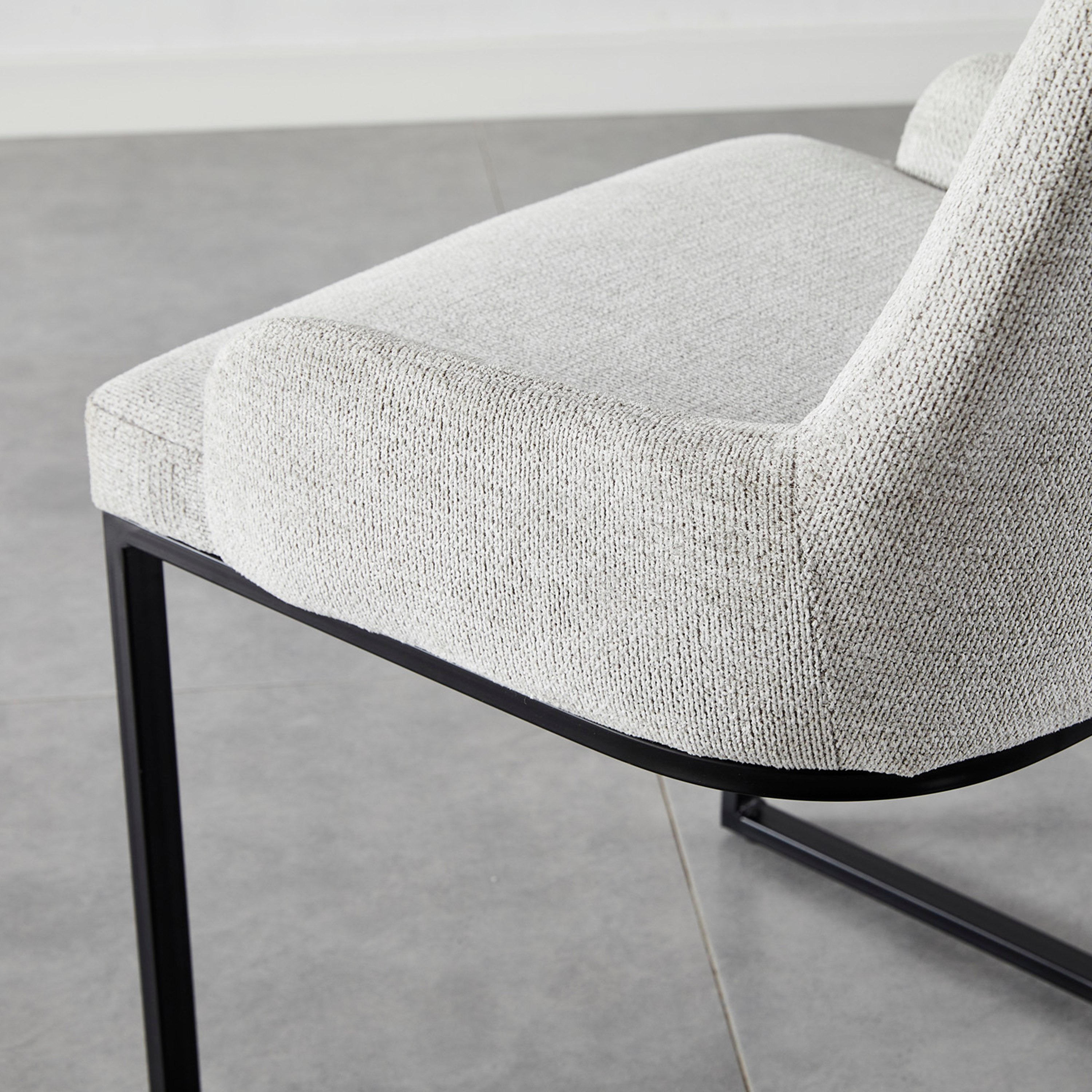 كرسي سفرة من فلين بلاك-hbxdiningroom-diningchairs-image-4