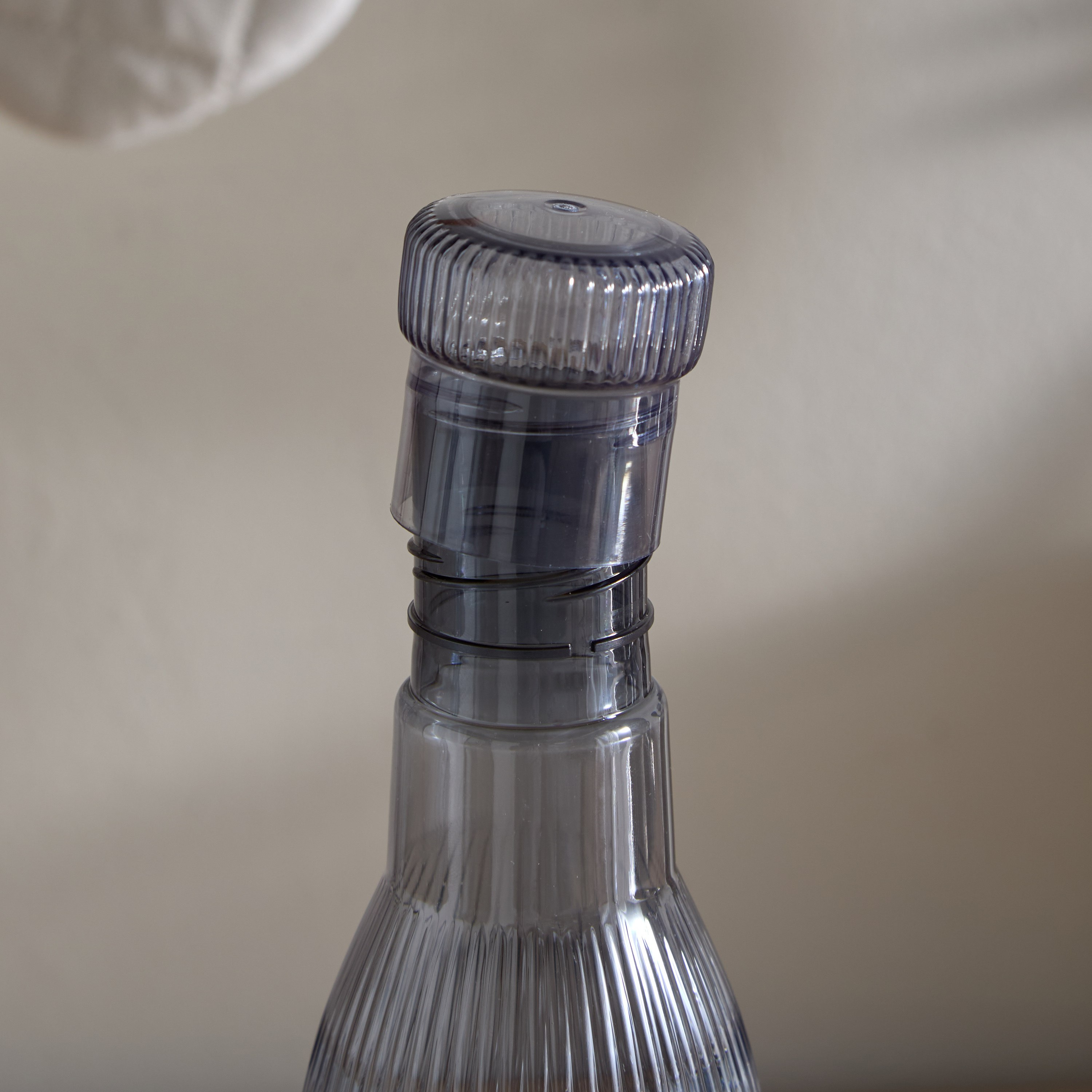 قارورة مياه من سبيكترا - 1 لتر-hbxhomeware-hbxkitchen-image-3