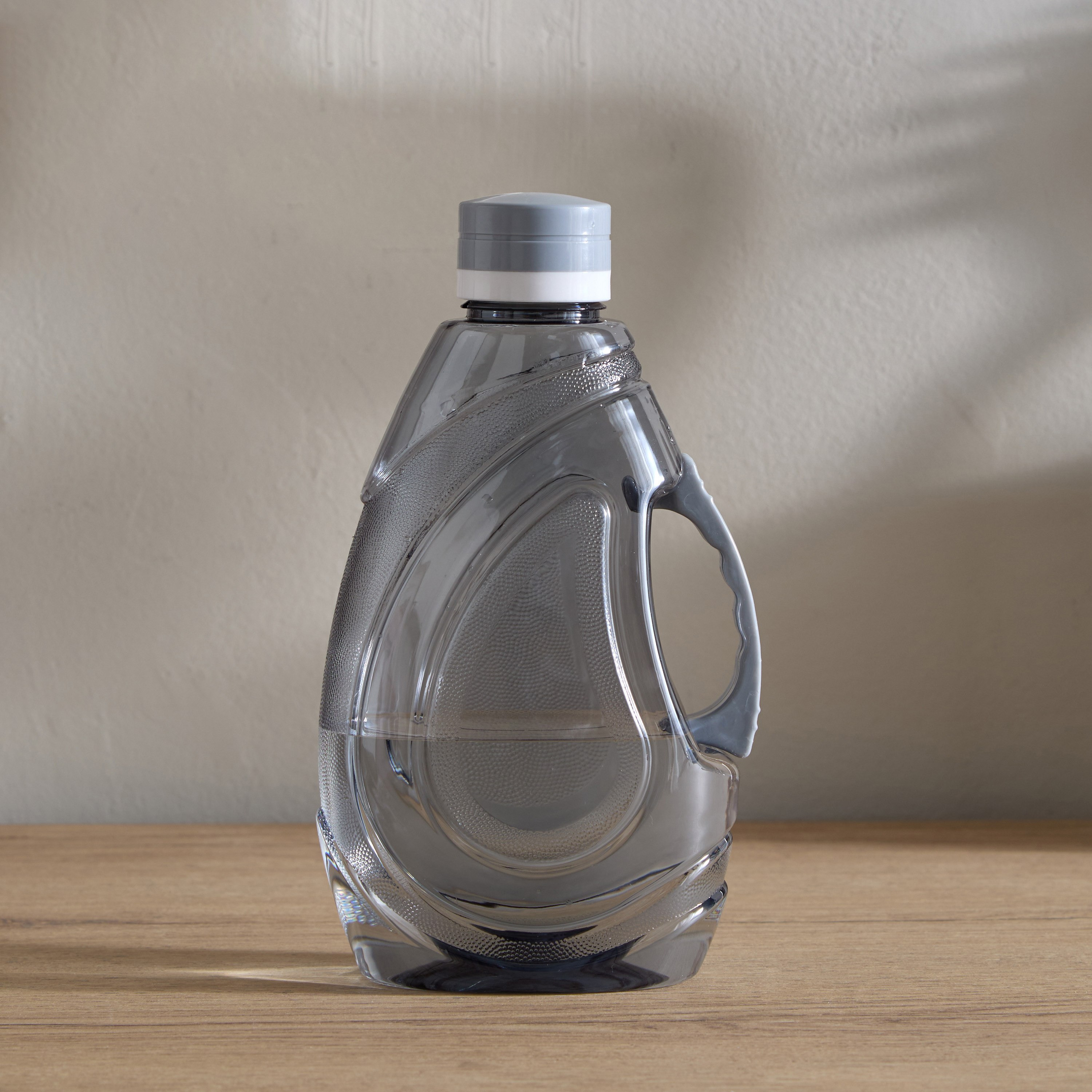 قارورة مياه من سبيكترا - 1.5 لتر-hbxhomeware-diningandtabletop-bottles-image-1