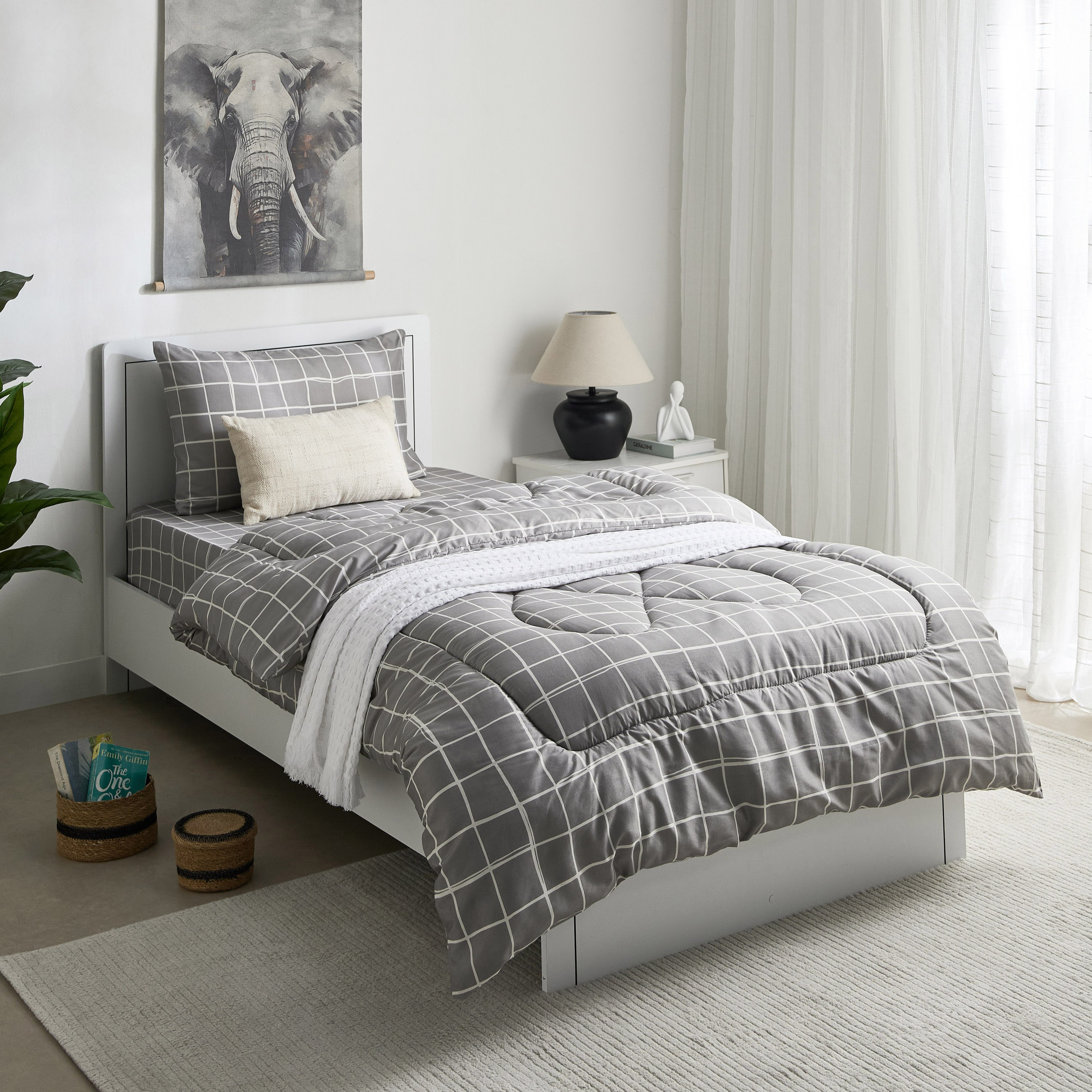 Matrix Acron Microfiber Single Comforter - 135x220 cm-hbxhomeware-hbxbedroom-image-5