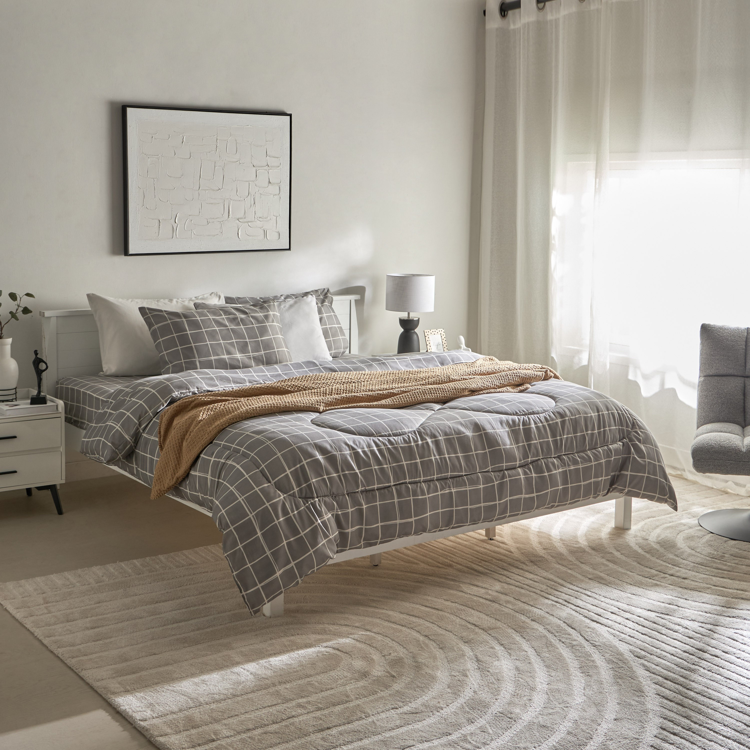 لحاف كينج ألياف دقيقة أكرون من ماتريكس - 220x240 سم-hbxhomeware-hbxbedroom-image-5