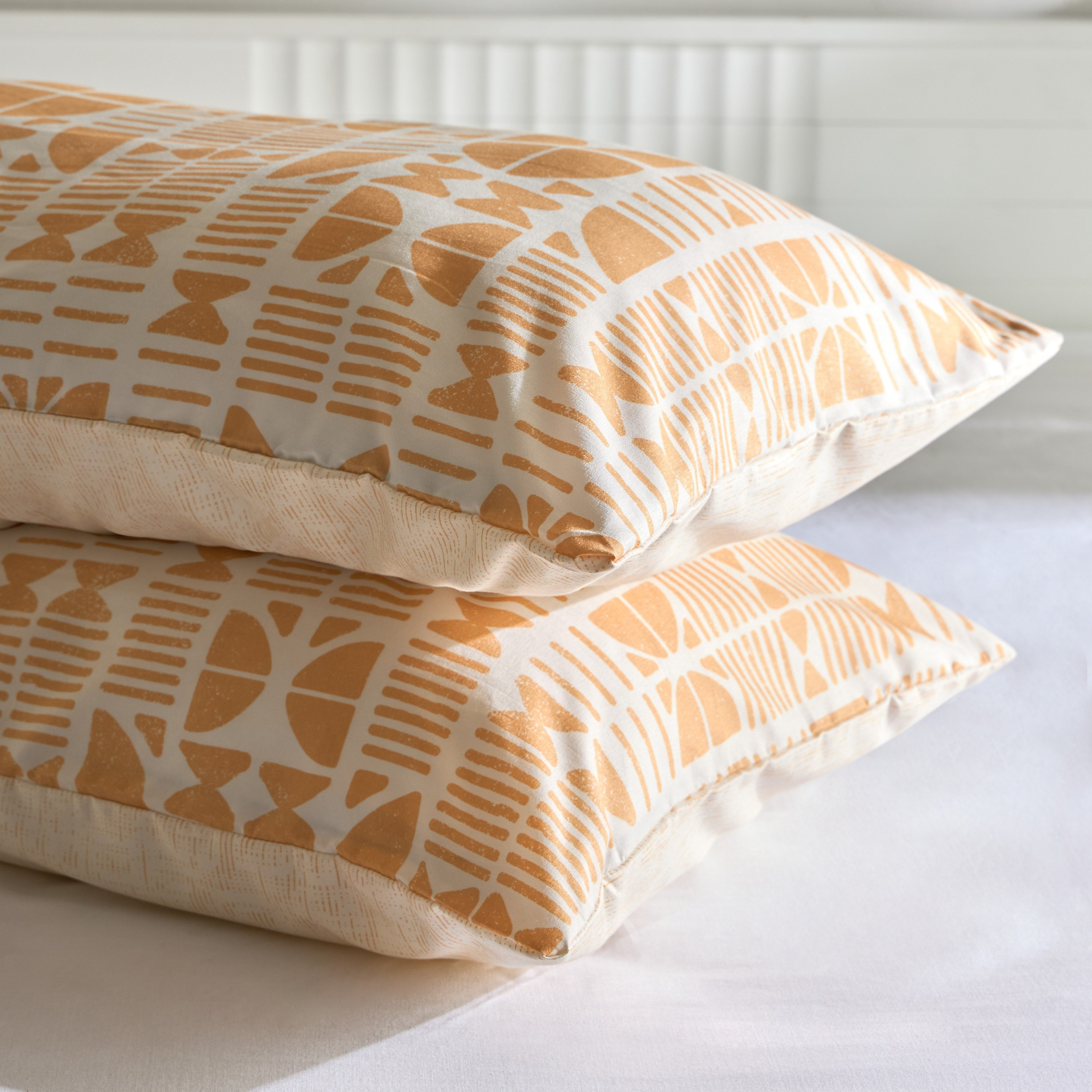 طقم أغطية وسائد بطبعات من الألياف الدقيقة قطعتين كورال من ماتريكس - 50x75 سم-hbxhomeware-hbxbedroom-image-6