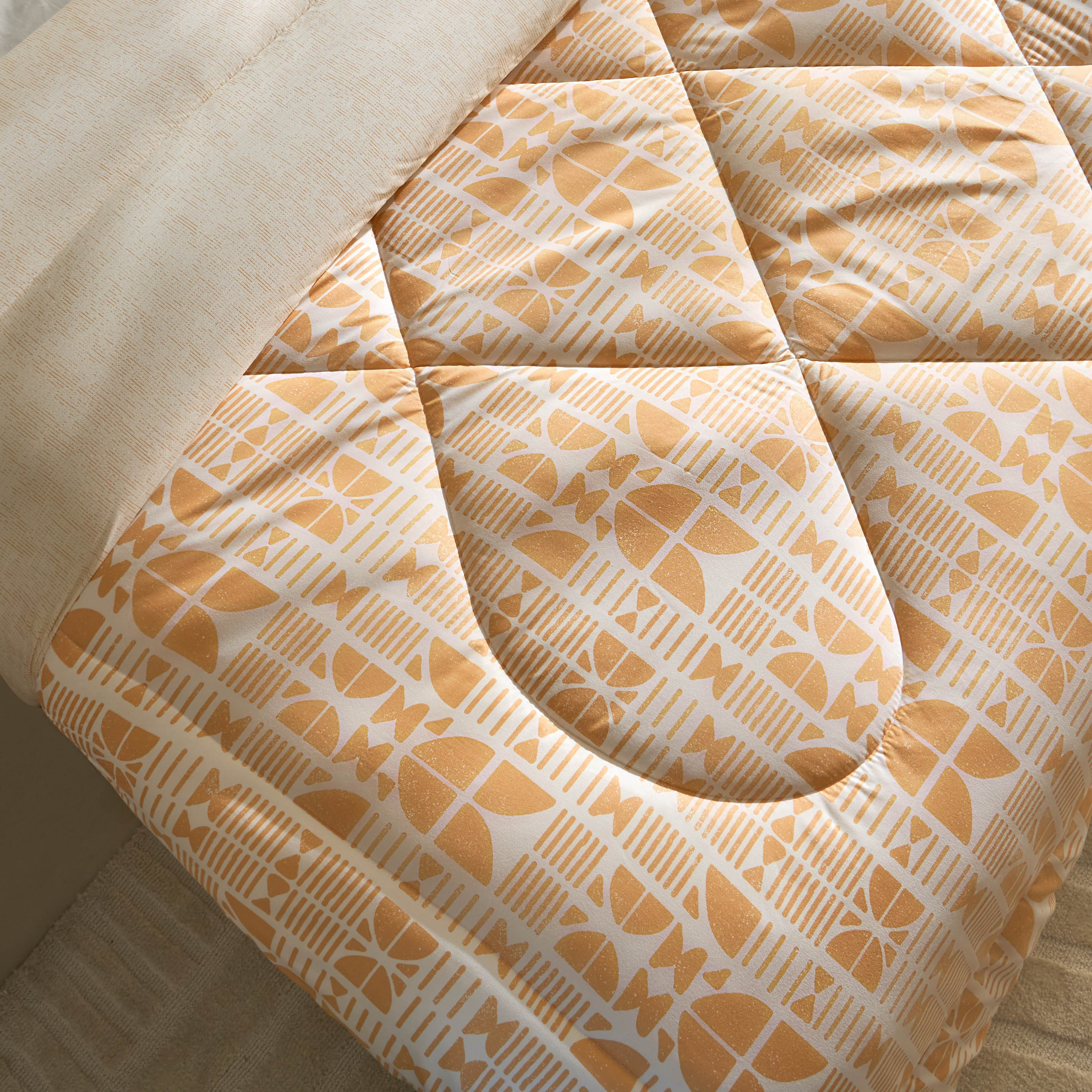 Matrix Microfiber King Comforter - 220x240 cm-hbxhomeware-hbxbedroom-image-3