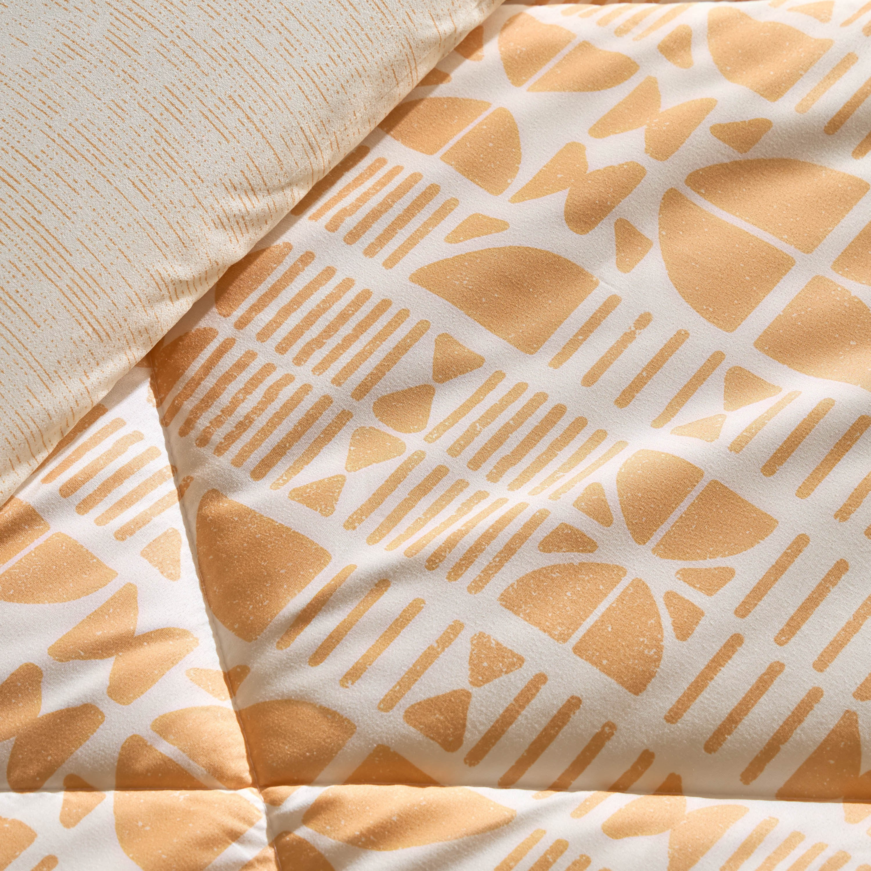 Matrix Microfiber King Comforter - 220x240 cm-hbxhomeware-hbxbedroom-image-4