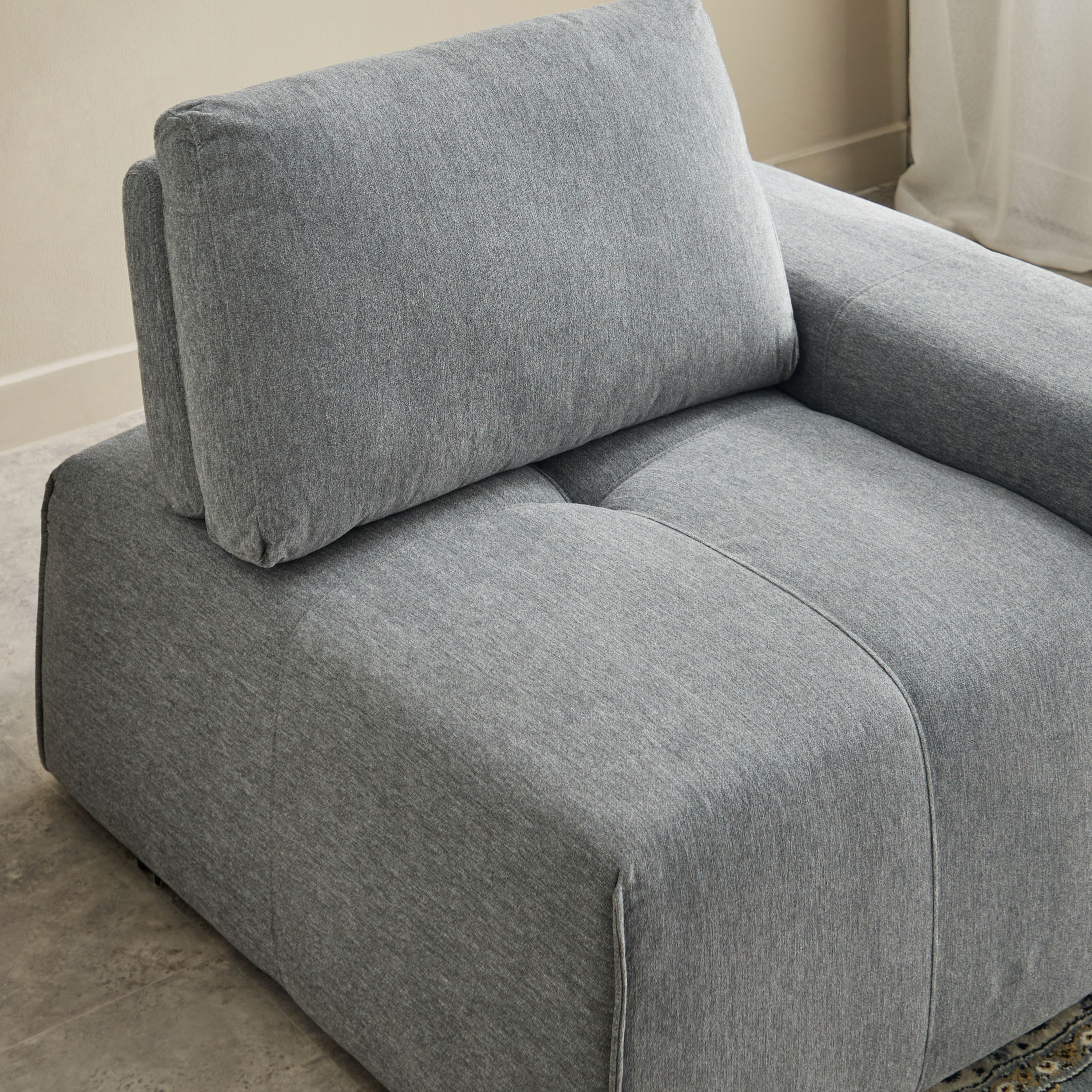 كرسي قماش بذراع أيمن من سيسيل-hbxlivingroom-sofasandarmchairs-modularsofas-image-7