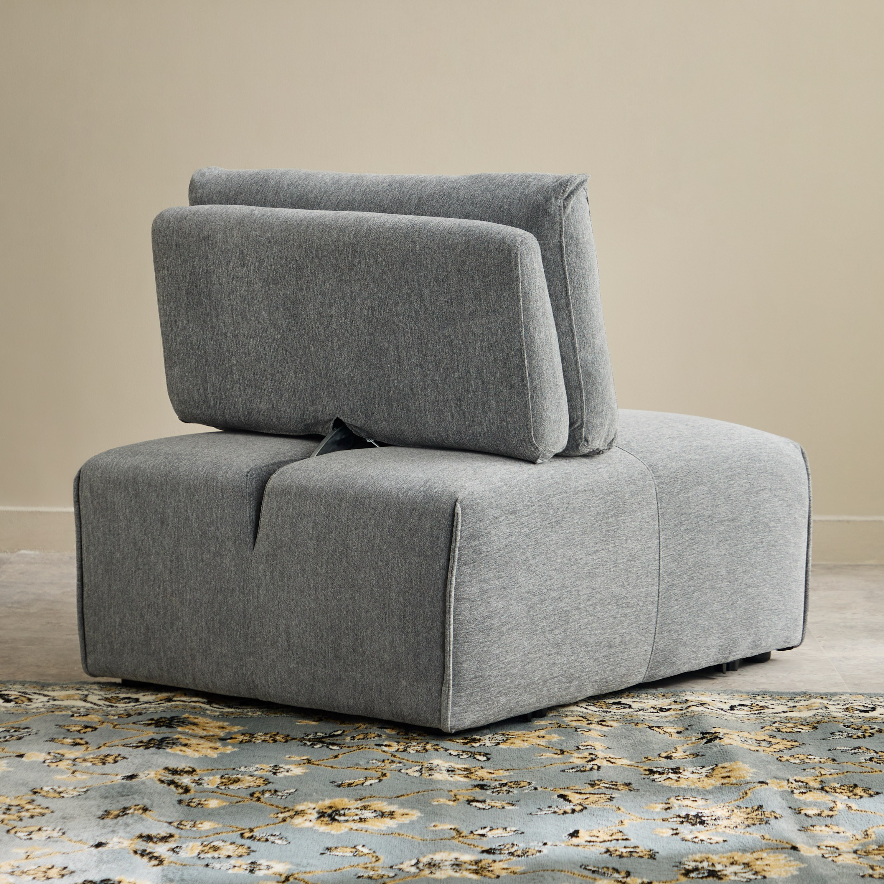 كرسي قماش بدون مساند ذراعين من سيسيل-hbxlivingroom-sofasandarmchairs-modularsofas-image-4