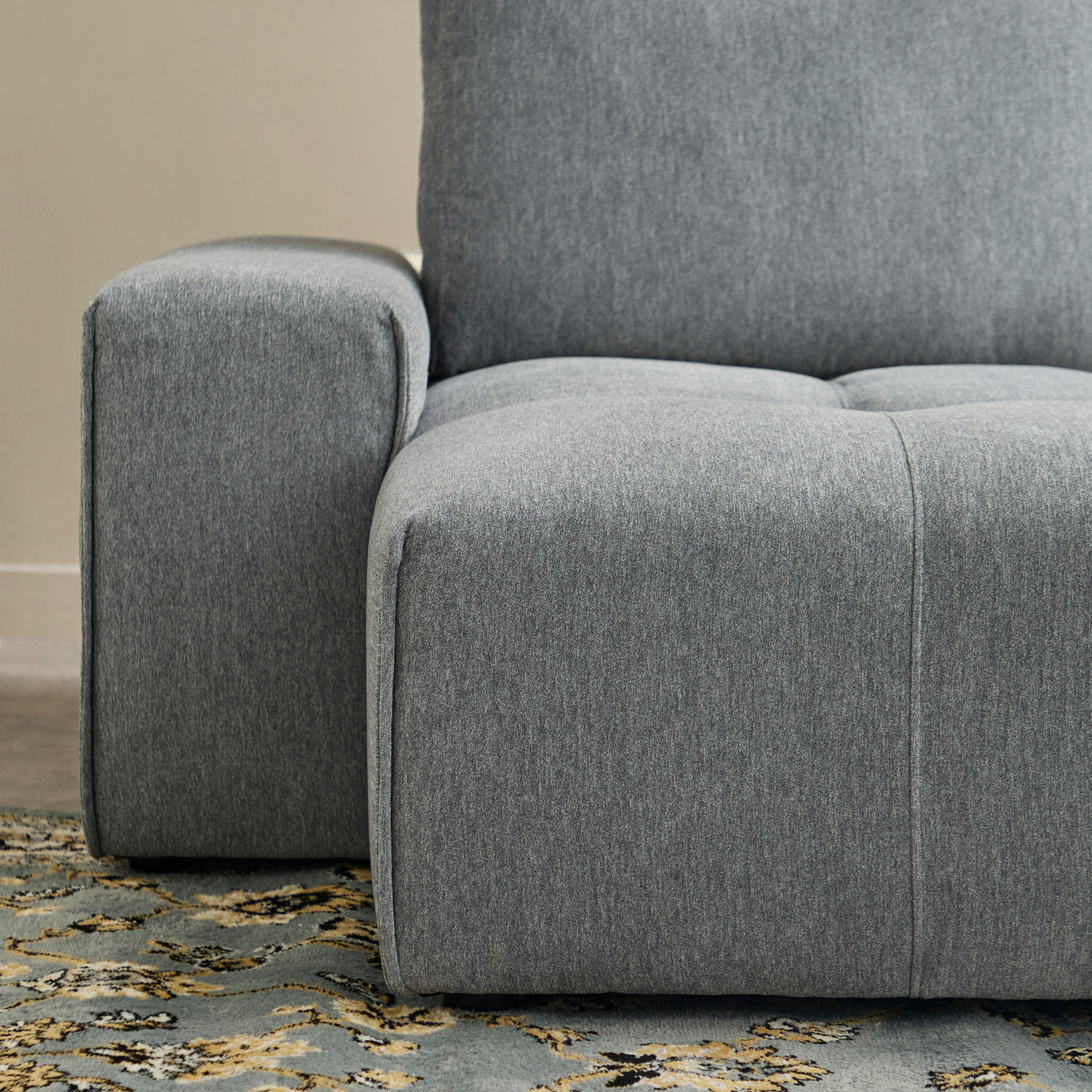كرسي استرخاء قماش بذراع أيسر من سيسيل-hbxlivingroom-sofasandarmchairs-modularsofas-image-6