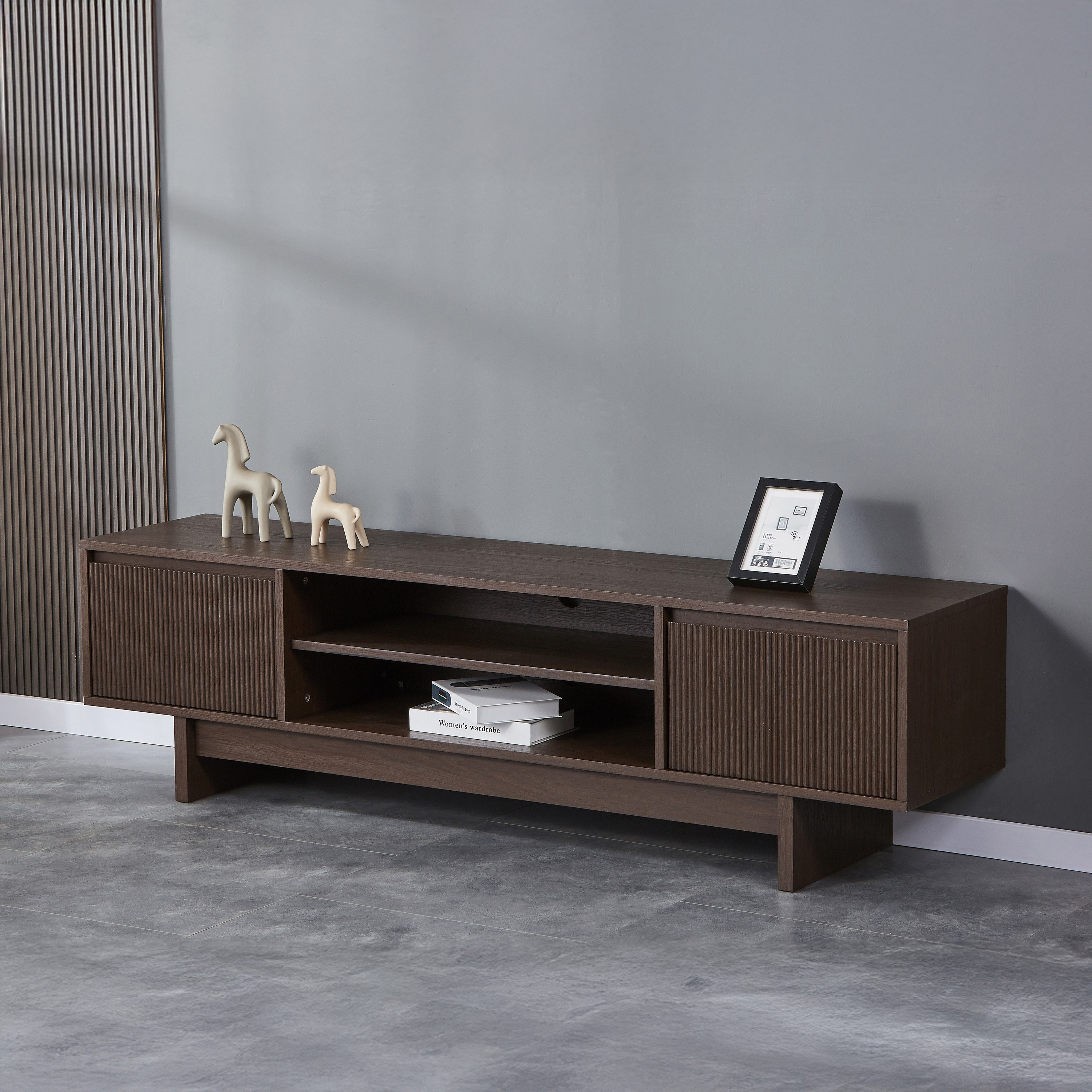 وحدة تلفزيون 1.8 متر للأجهزة حتى 75 بوصة من ميزون-hbxlivingroom-mediaunitsandstorage-tvunits-image-1