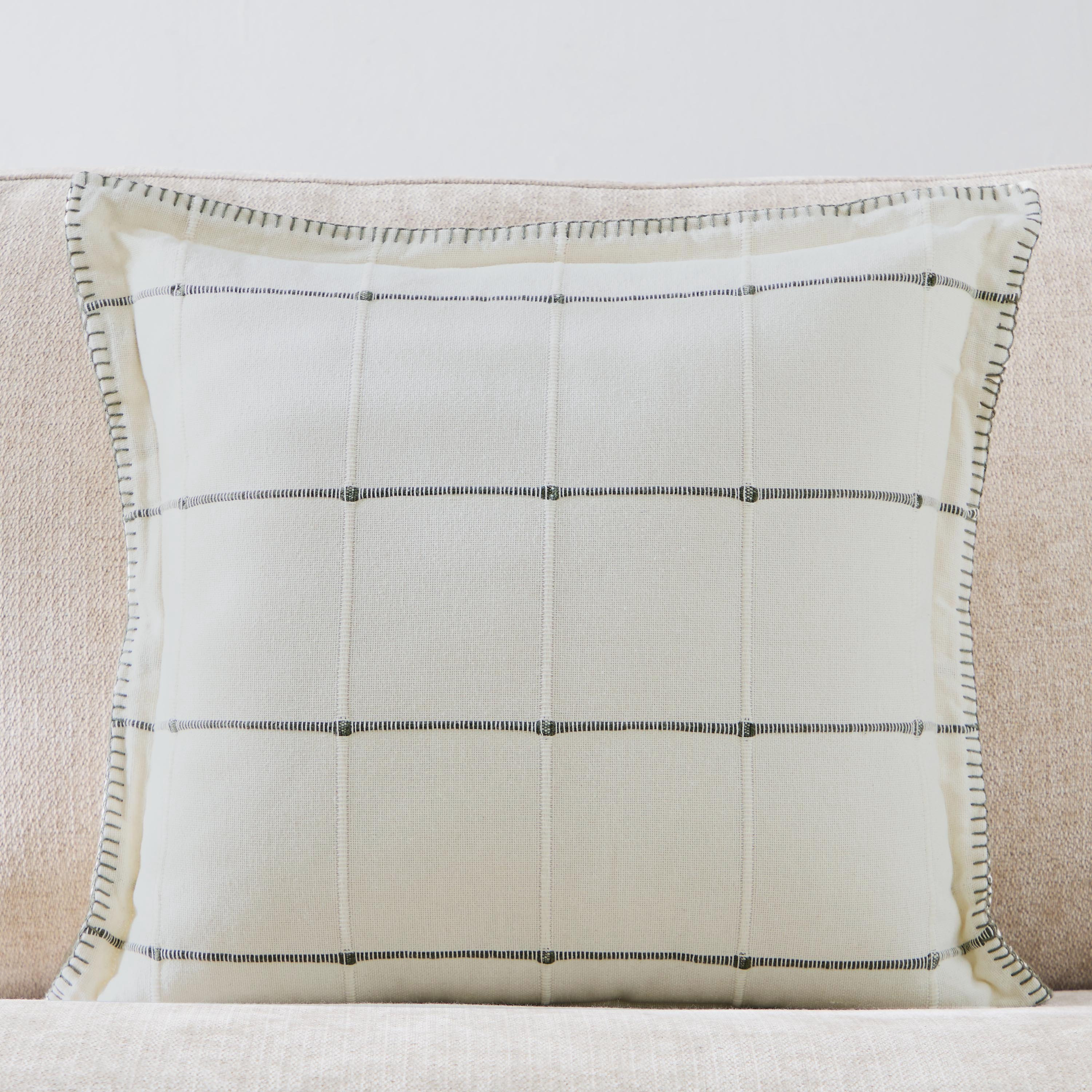 وسادة محشوة مربعات منسوجة مع درزات بطانية فيردي من جرين أرتست - 50×50 سم-hbxhomeware-hbxbedroom-image-1