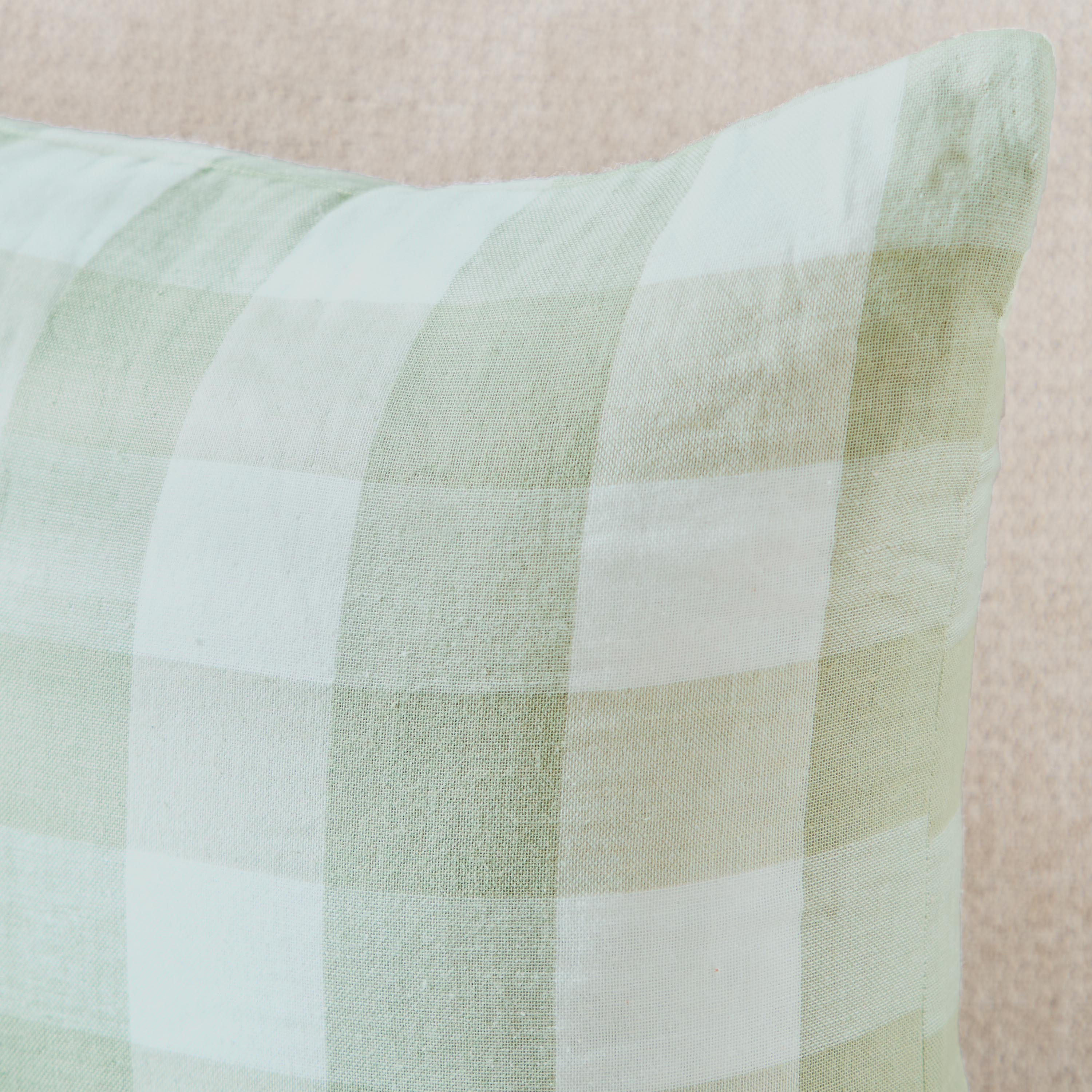 Green Artist Verde Yarn Dyed Check Filled Cushion - 50x50 cm-hbxhomeware-hbxbedroom-image-2