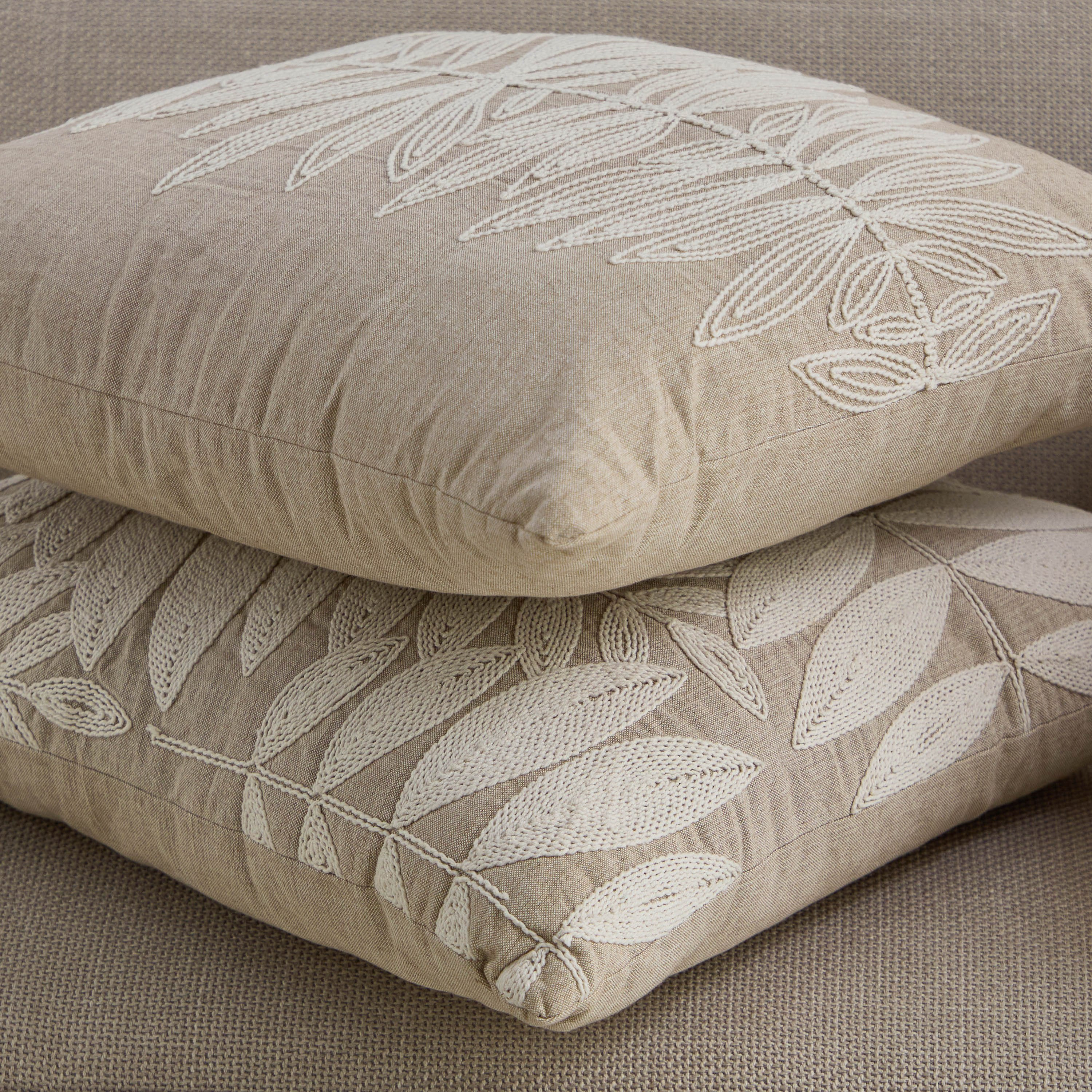 وسادة محشوة مطرزة دوري مجموعة قطعتين من كوزي ديو - 50×50 سم-hbxhomeware-hbxbedroom-image-3