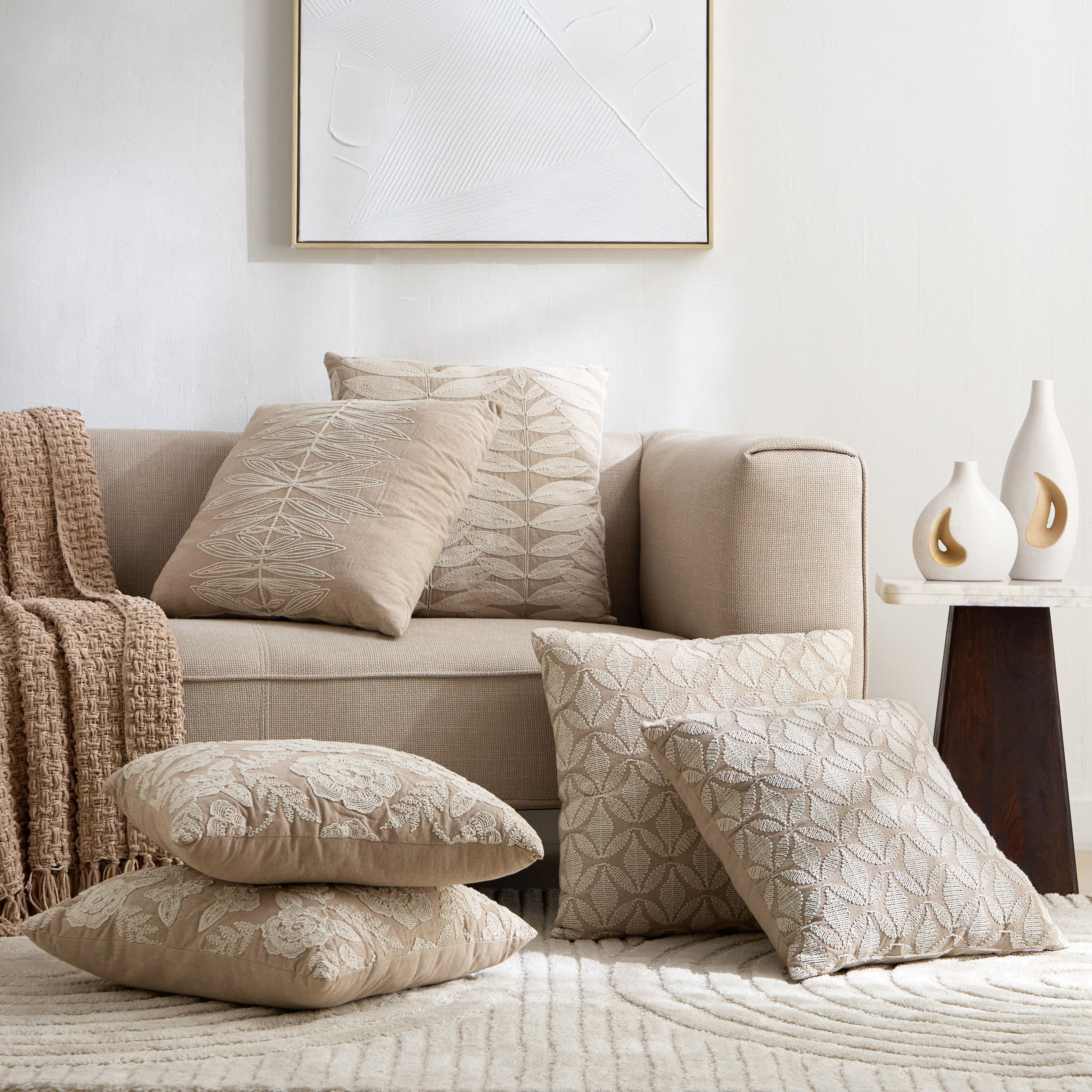 وسادة محشوة مطرزة دوري مجموعة قطعتين من كوزي ديو - 50×50 سم-hbxhomeware-hbxbedroom-image-4